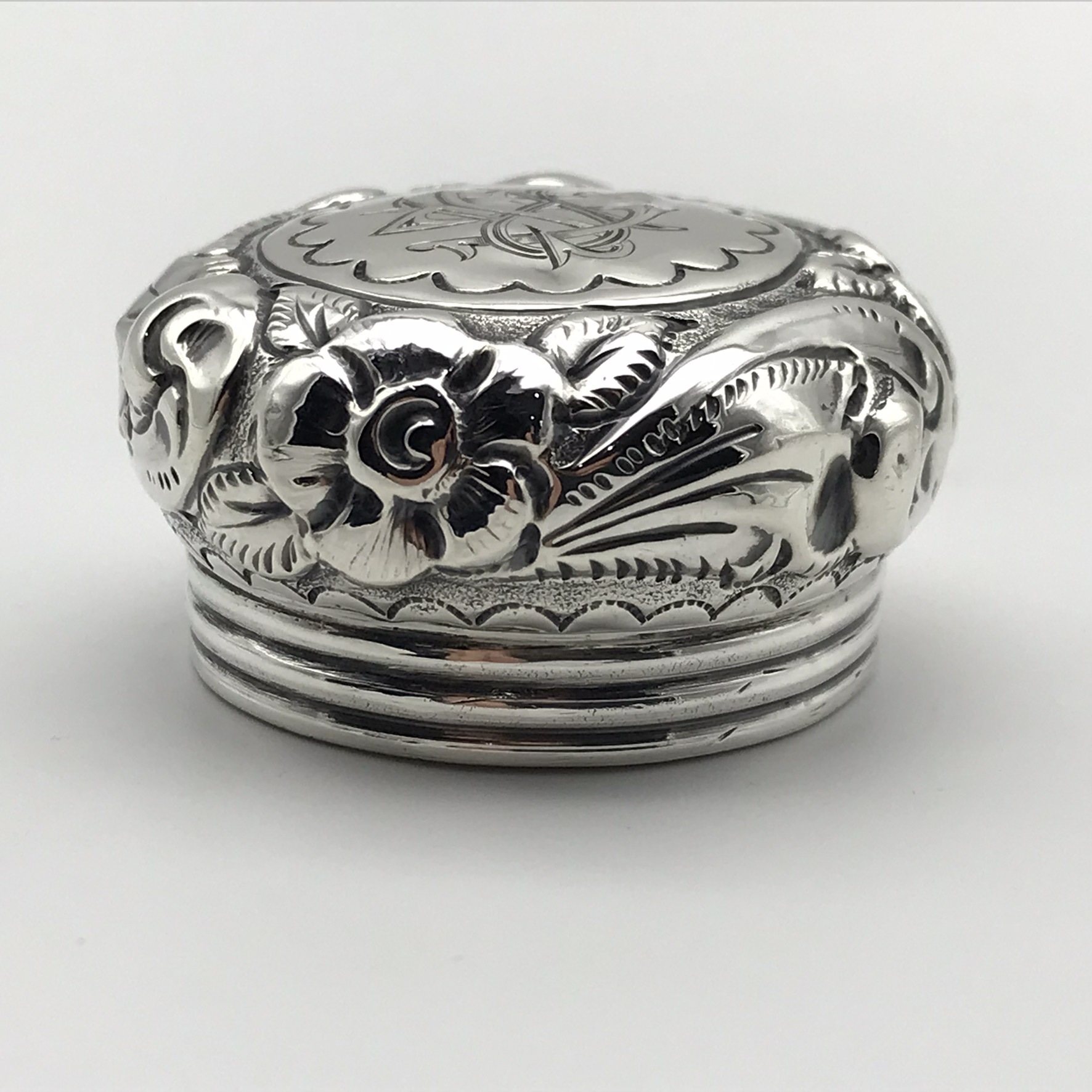 Victorian Silver Topped Hat-Pin Jar (1898) - Image 8
