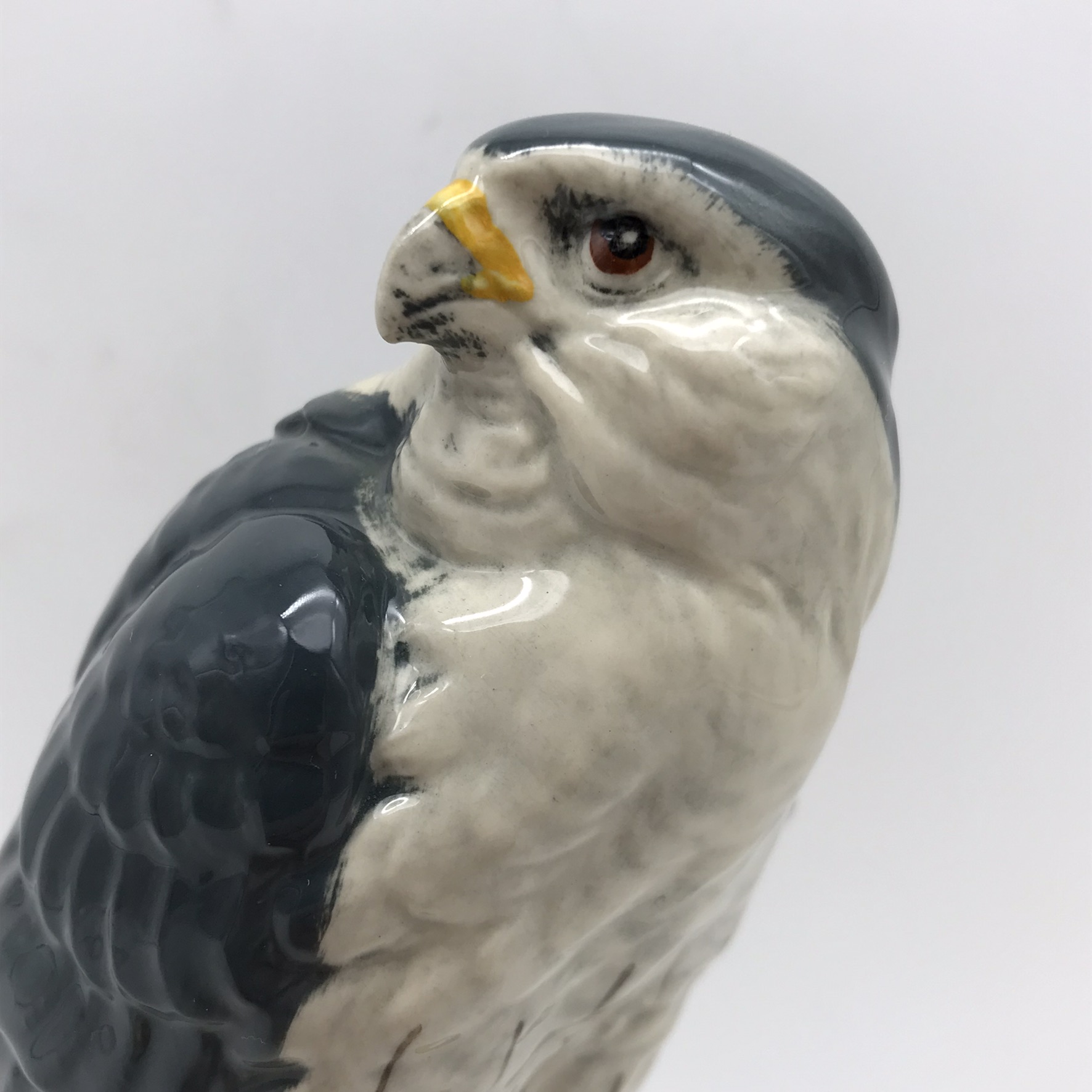 Royal Doulton ‘Merlin - Falcon’ Whisky Decanter - Image 5