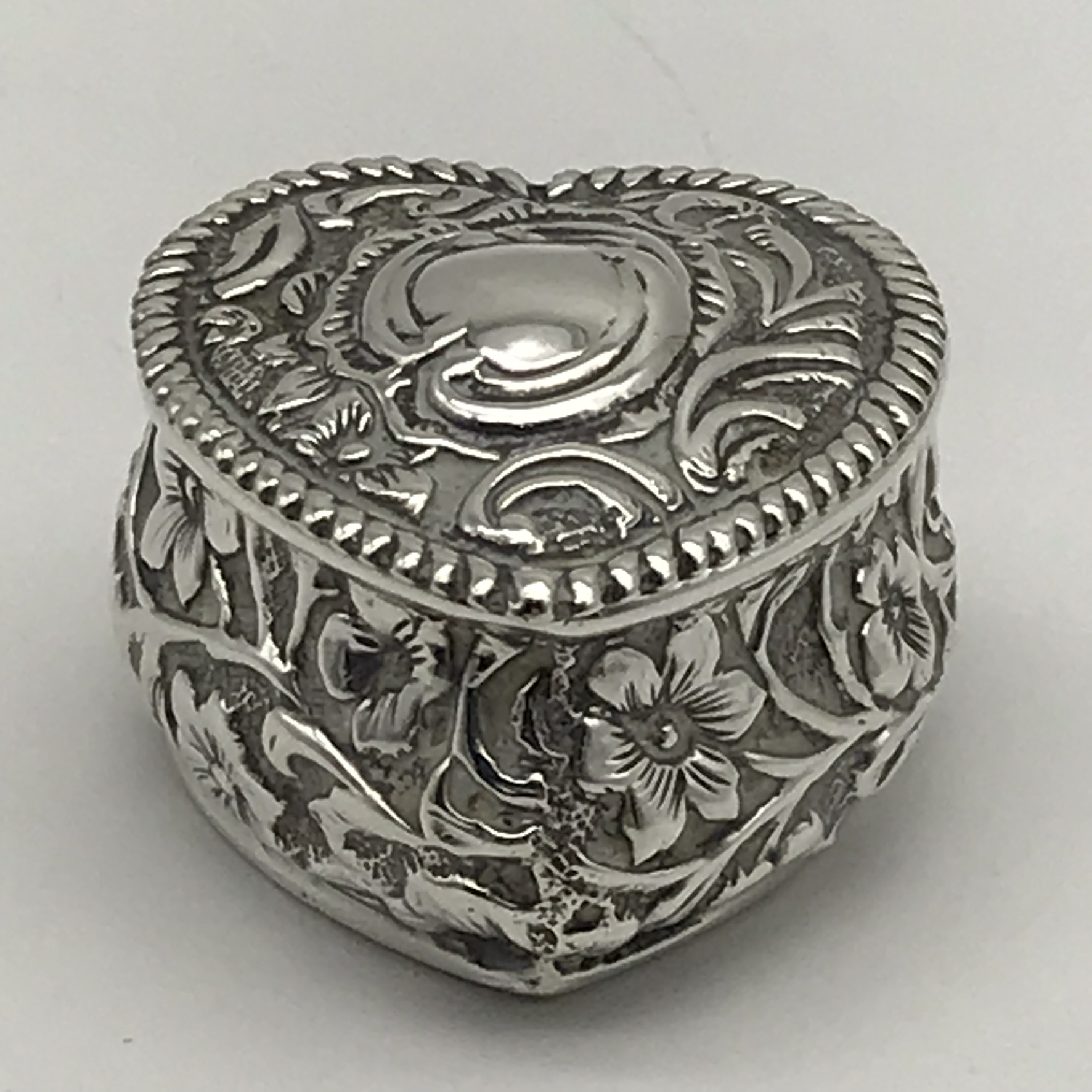 Small Victorian Silver Heart Box (1895)