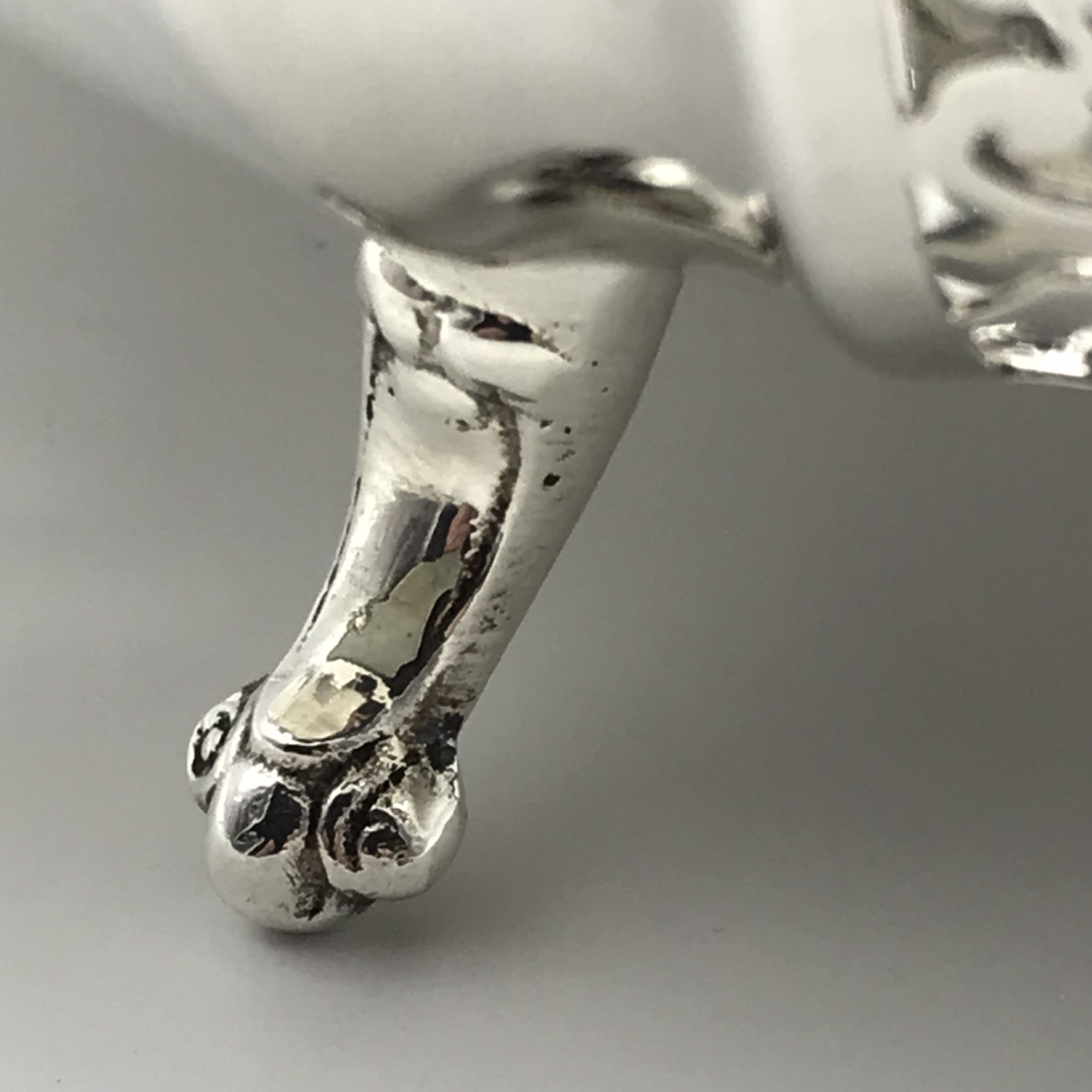 Beautiful Large Sterling Silver Basket (1925) - Image 5