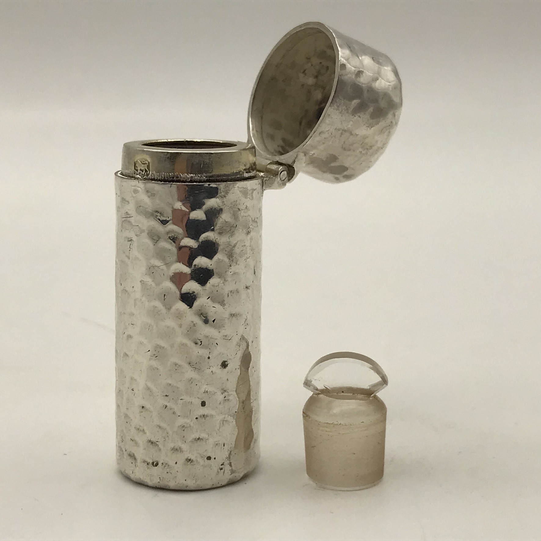 Victorian Silver Scent Bottle (Sampson Mordan - 1893) - Image 4