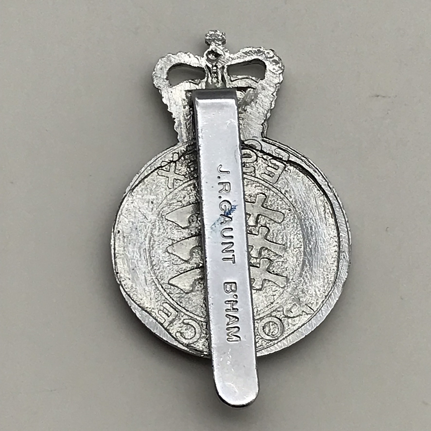 British – ‘Essex Police’ Enamelled Cap Badge (J.R. Gaunt) - Image 2