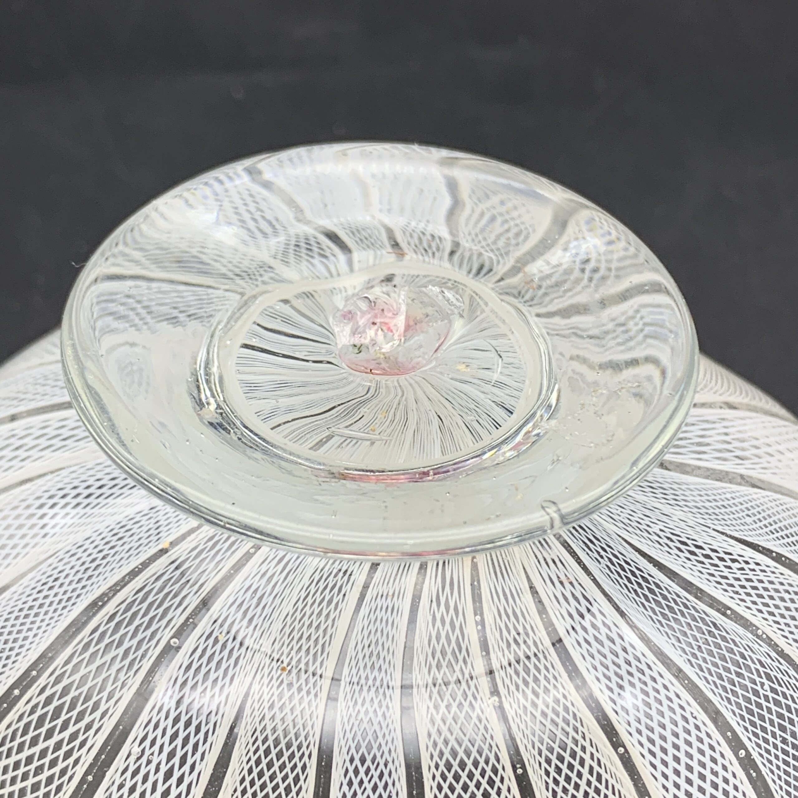 Early ‘Murano Lattice’ Art Glass Finger Bowl (Salviati) - Image 9