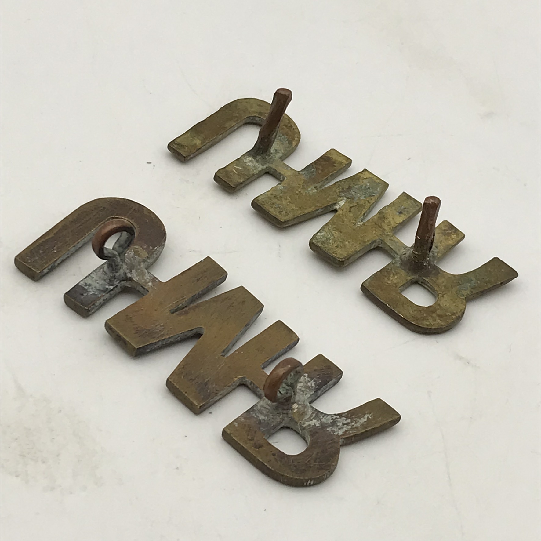 South Africa – WW2 ‘Umvoti Mounted Rifles’ Pair Shoulder Titles - Image 5