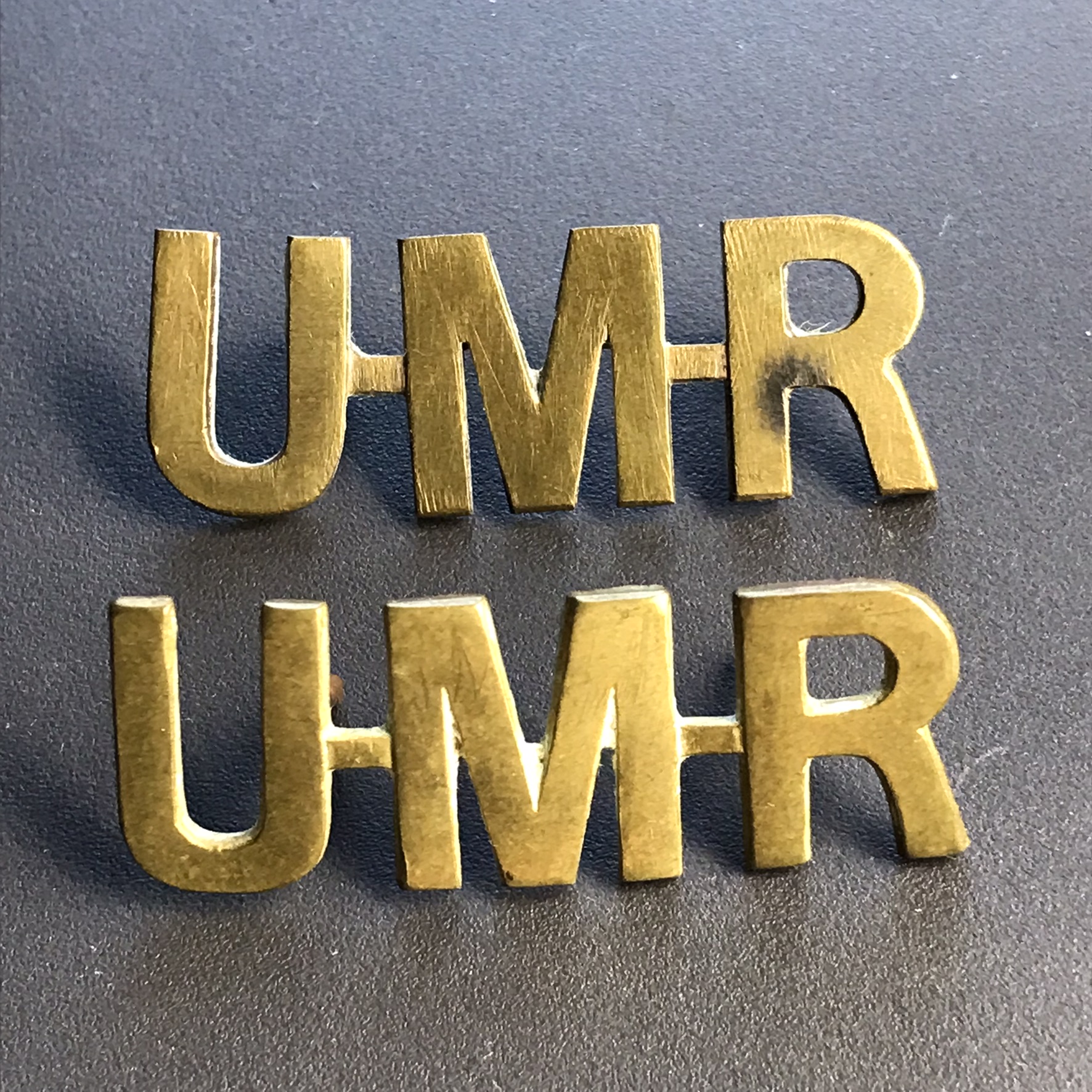 South Africa – WW2 ‘Umvoti Mounted Rifles’ Pair Shoulder Titles