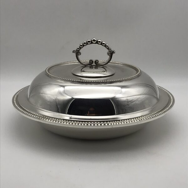 Quality Silver-Plated Entrée Dish & Cover (Lambidis)