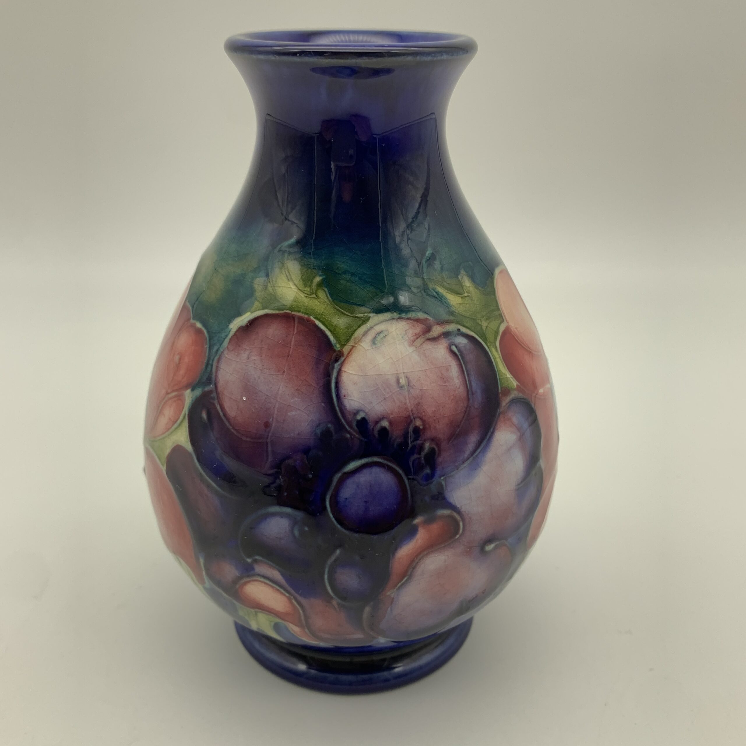 Vintage Moorcroft ‘Anemone’ Vase (1930/40’s) - Image 3