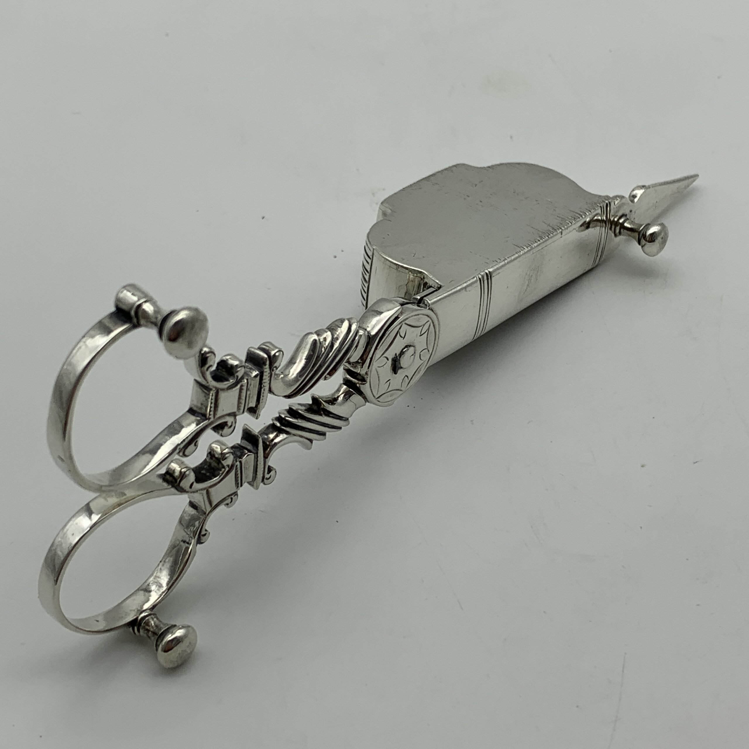 Rare Fabulous Silver ‘George III’ Candle Wick Trimmer/Snuffer (1762) - Image 10