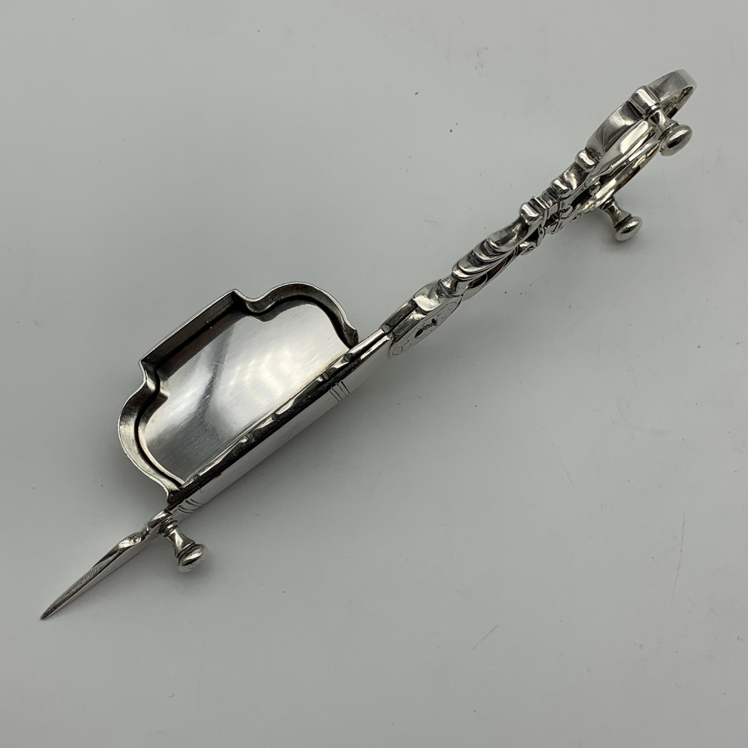 Rare Fabulous Silver ‘George III’ Candle Wick Trimmer/Snuffer (1762) - Image 13