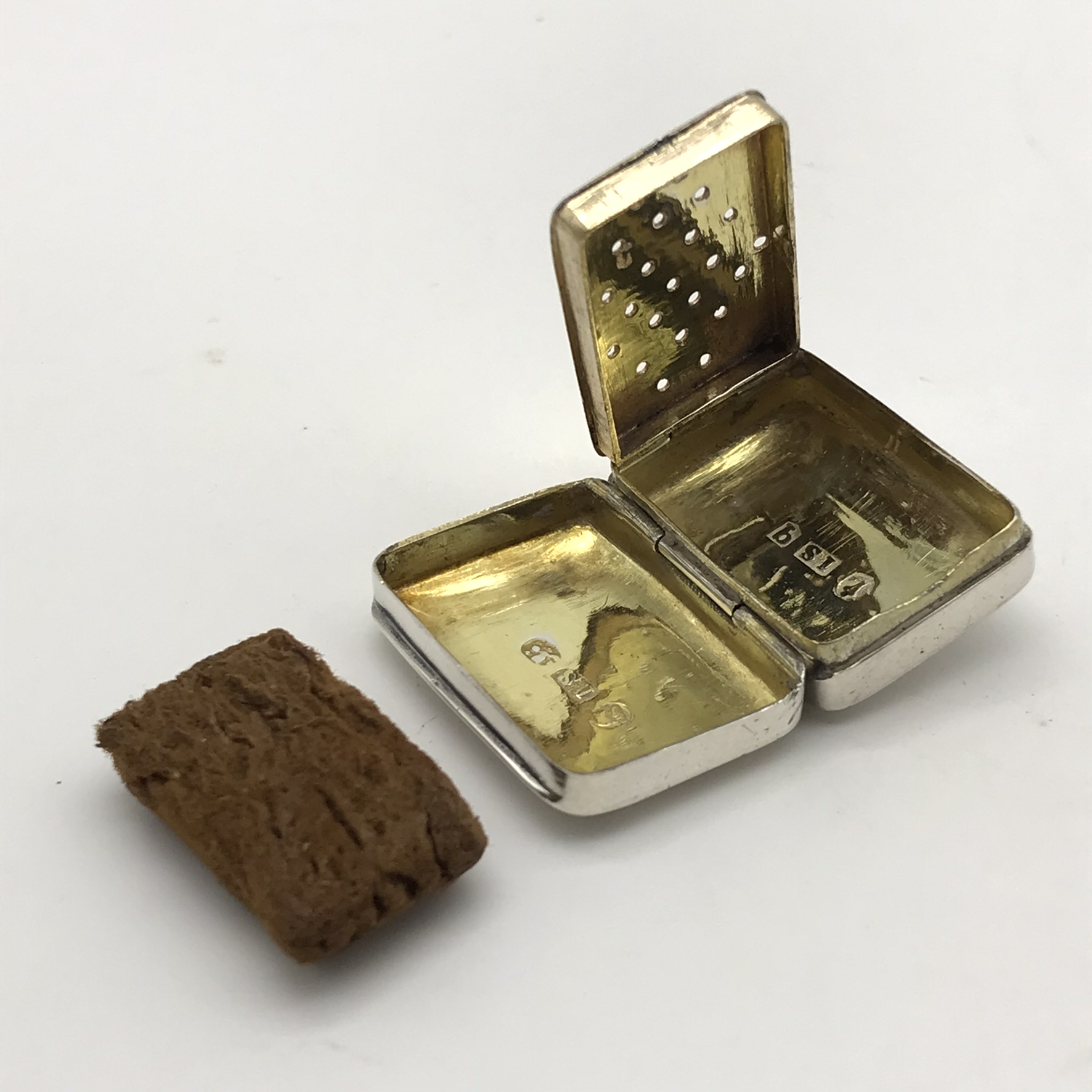 Silver ‘George III’ Vinaigrette (1814 - John Shaw) - Image 5