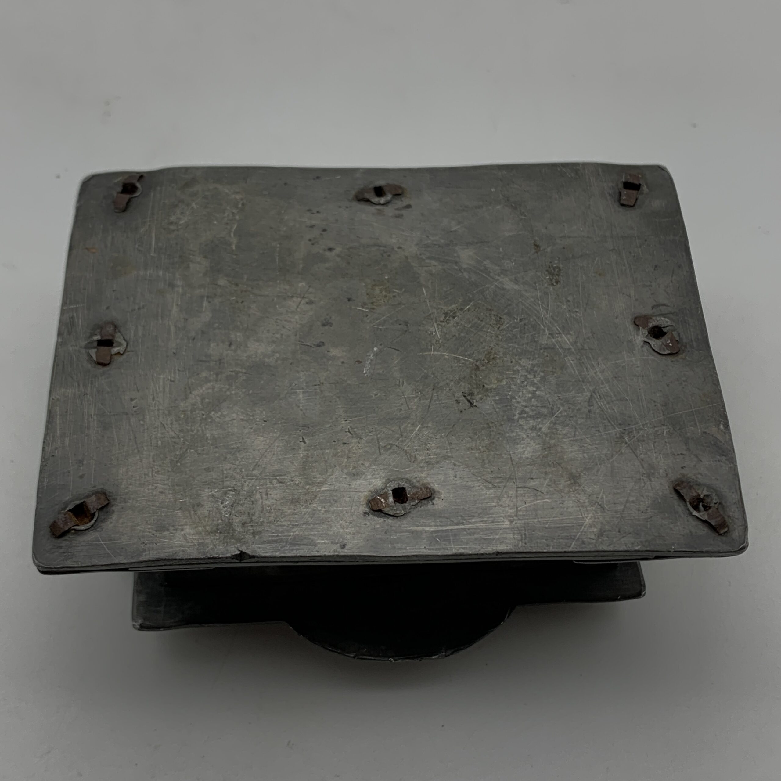 Rare ‘Arts & Crafts’ Pewter & Ruskin Cabochon Box - Image 9