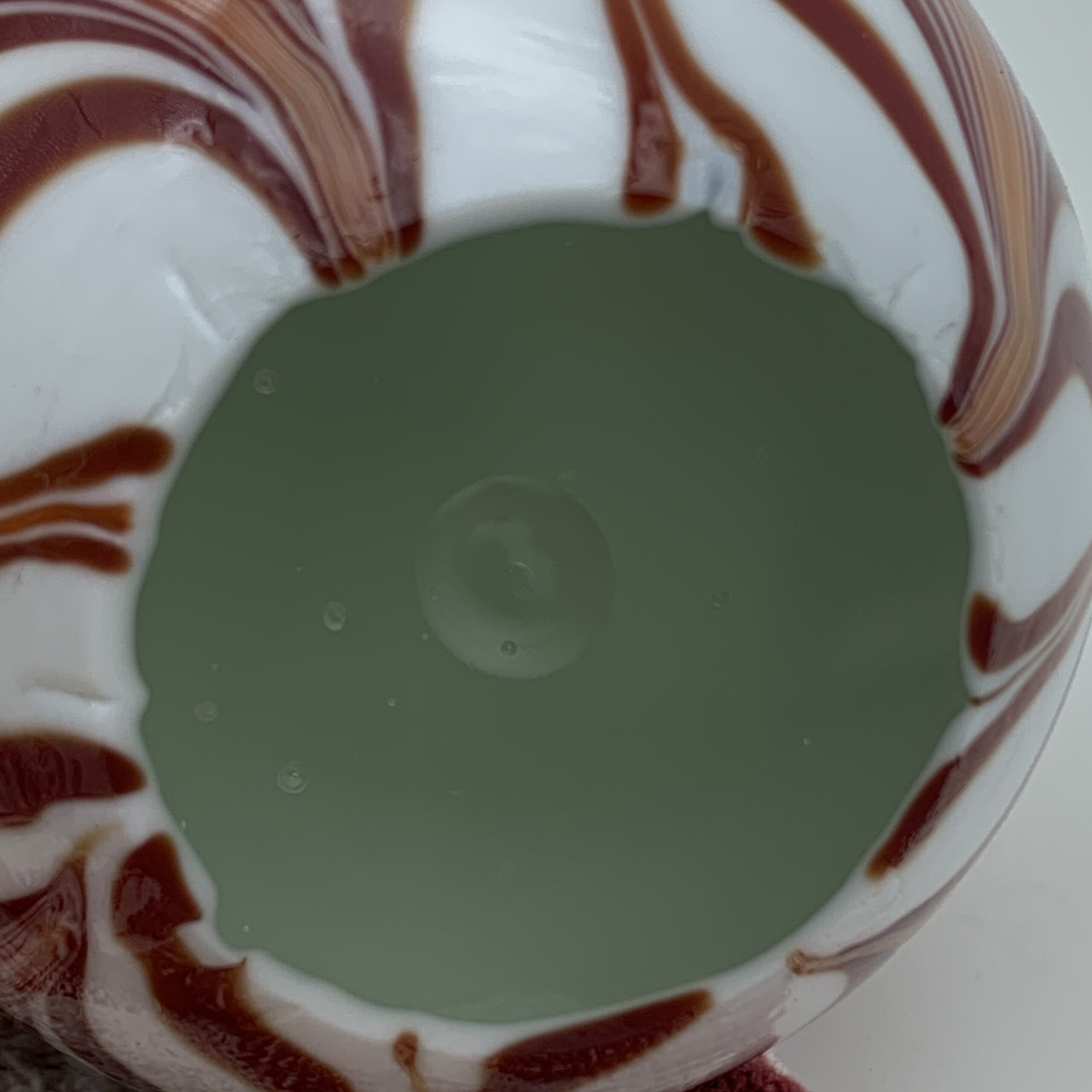 Early Art Glass ‘Feather’ Paperweight - Image 8