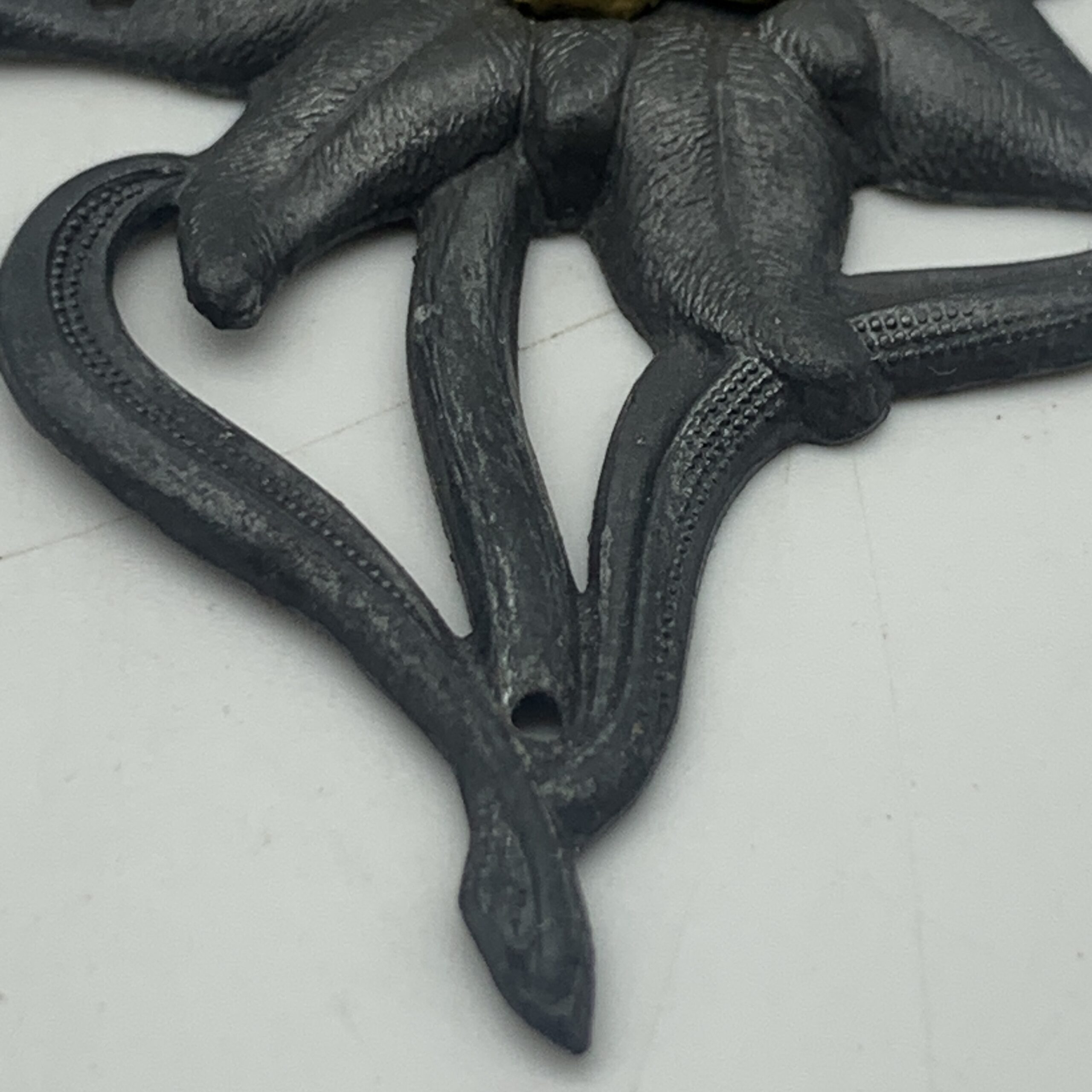 WW2 German Army ‘Edelweiss’ Mountain Troopers Cap Badge (Gebirgsjager) - Image 4