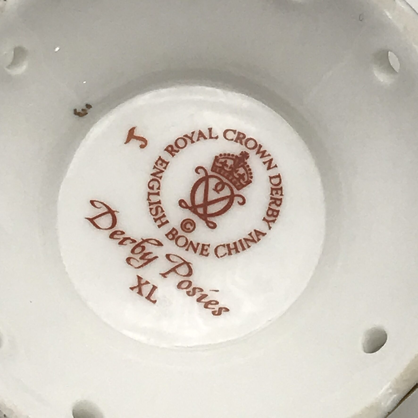 Royal Crown Derby ‘Posies’ Sweet Dish - Image 9