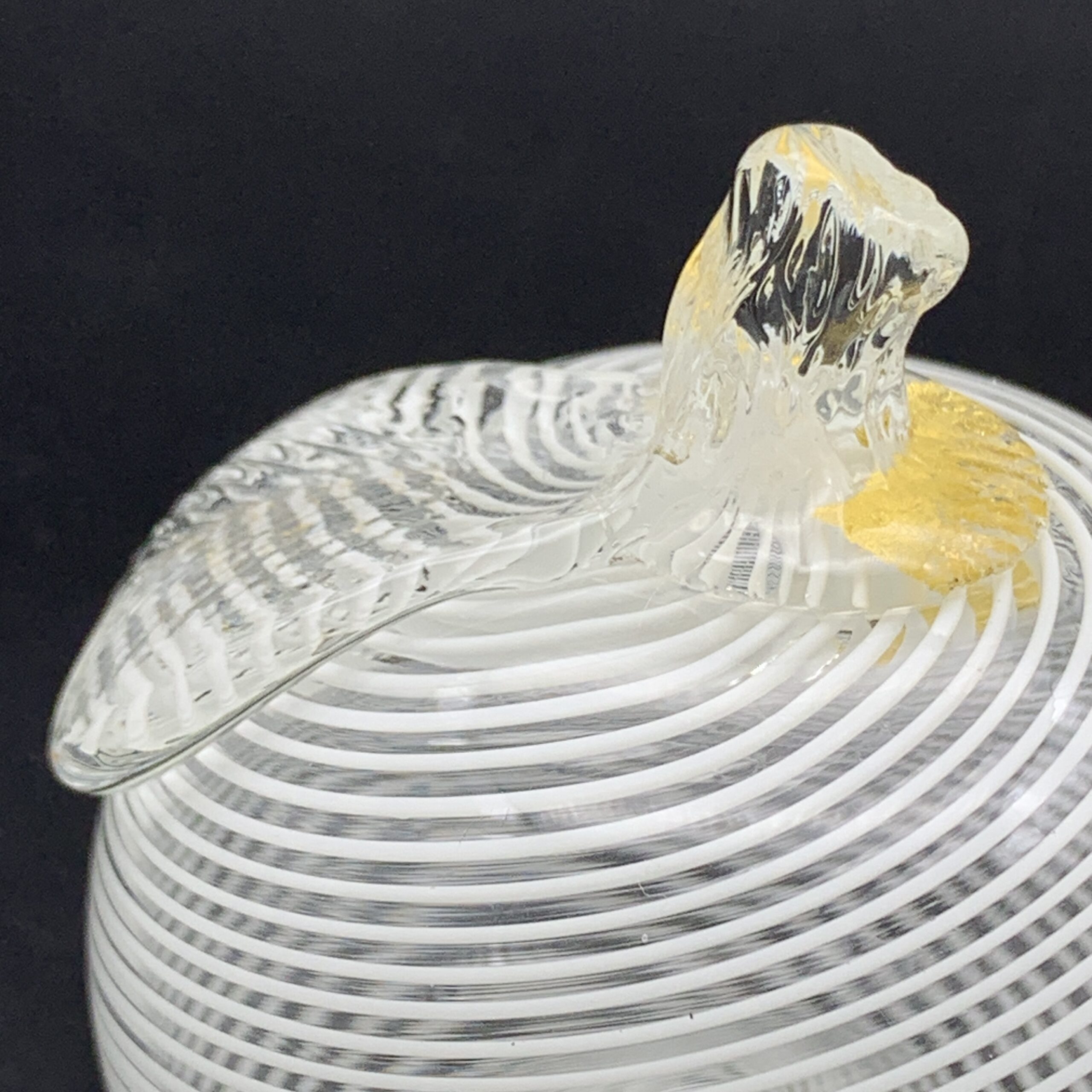 Vintage Murano ‘Apple’ Art Glass Paperweight/Ornament - Image 2