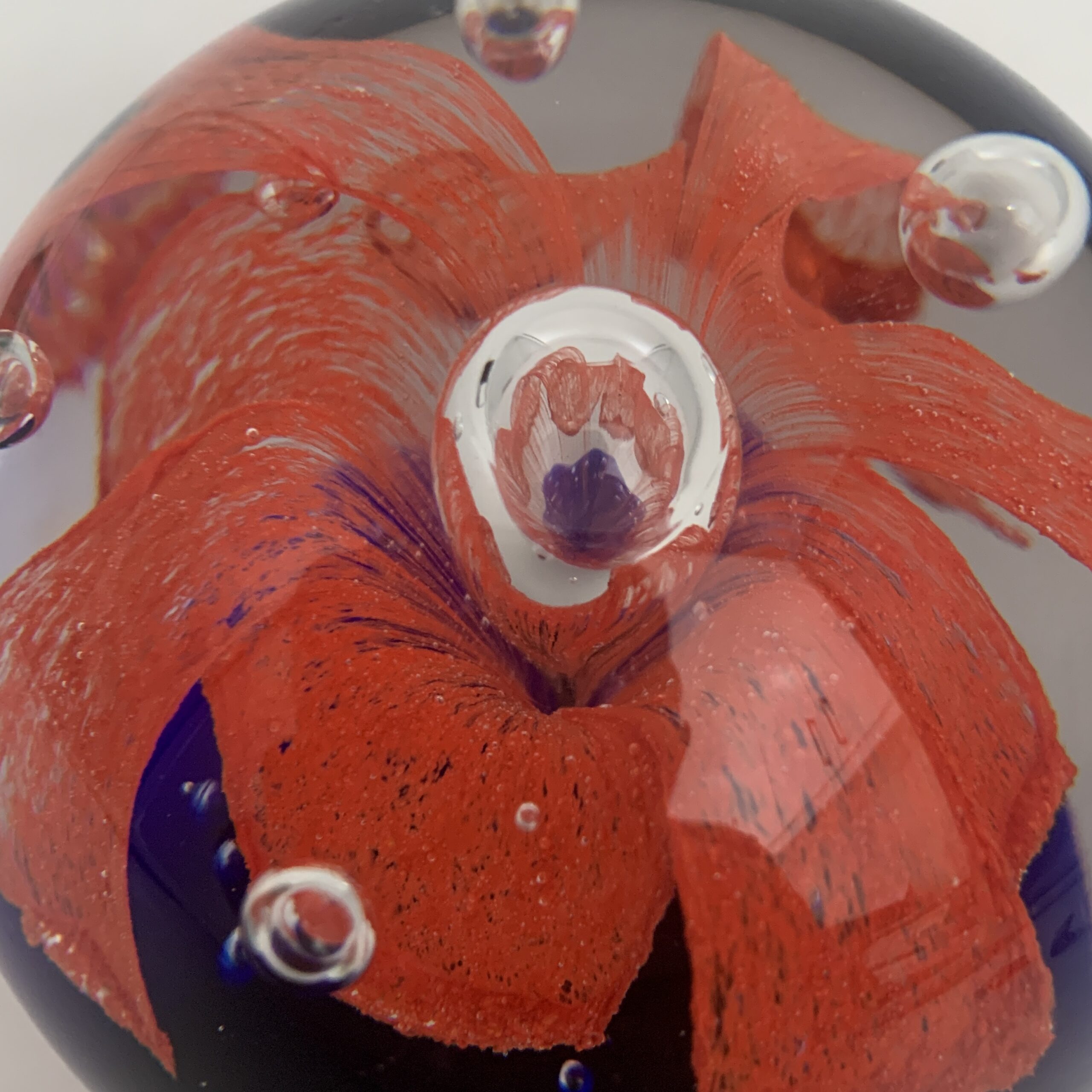 Vintage Art Glass ‘Flower’ Paperweight - Image 3