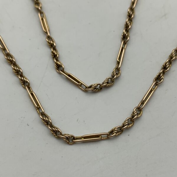 15ct Gold Antique Muff Chain (136cm)