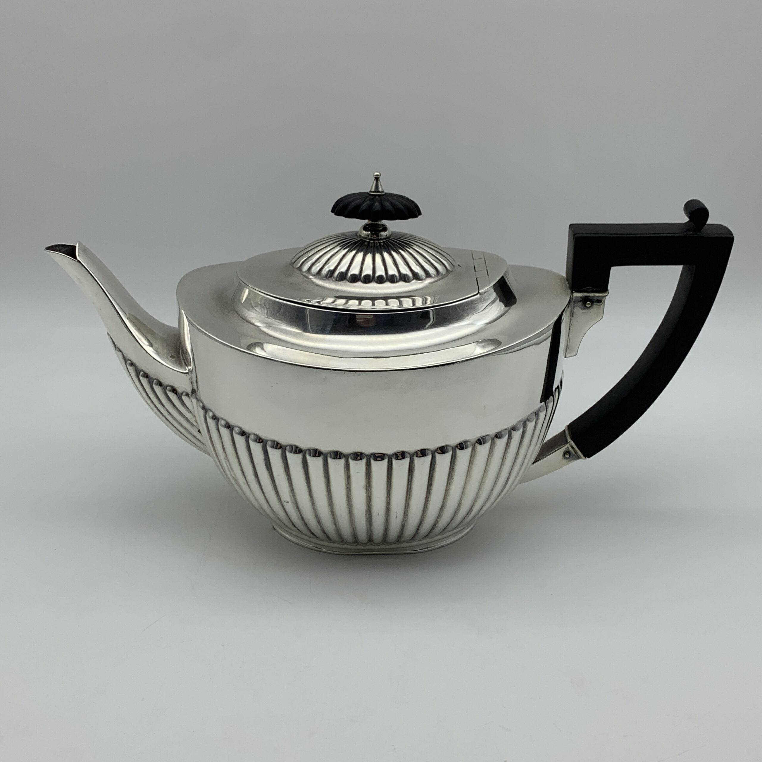 Antique Sterling Silver Teapot (1913) - Image 7