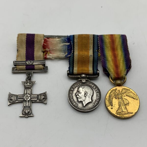 WW1 – Miniature ‘Military Cross & Bar’ Medal Group