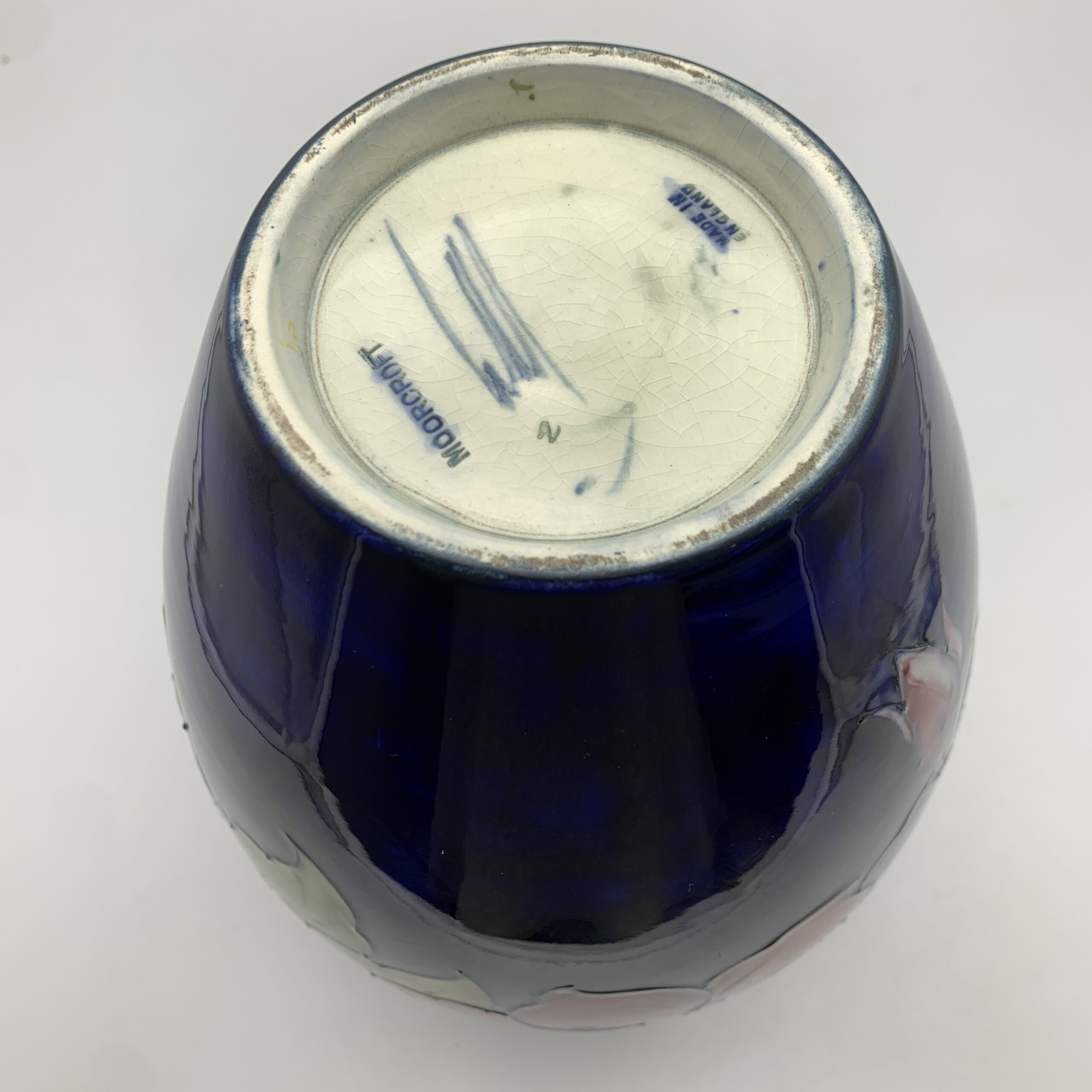 Very Large 1940/50’s Moorcroft ‘Clematis’ Vase (Rare Shape) - Image 11