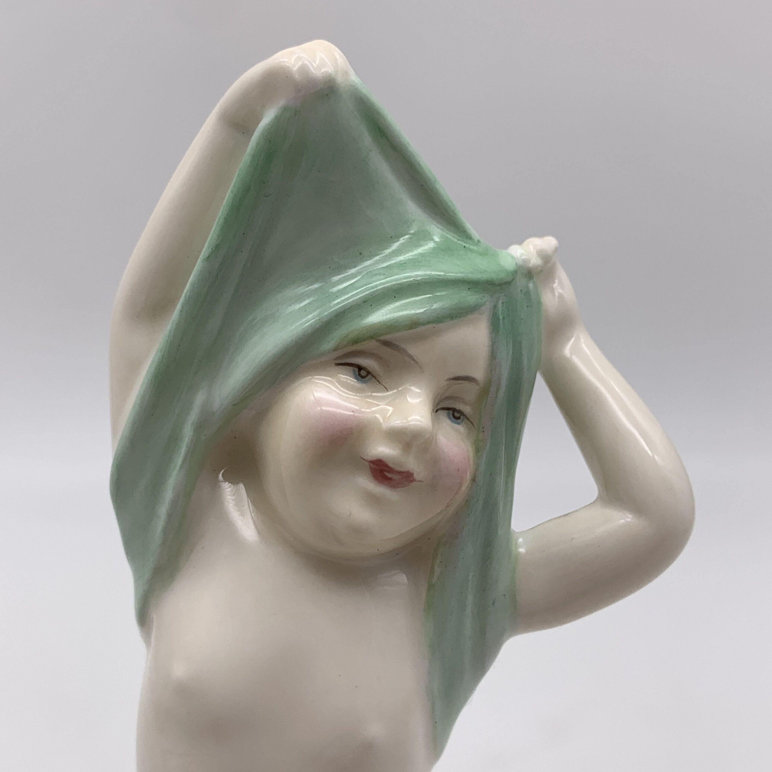 Royal Doulton ‘To Bed’ Figurine (HN 1805) - Image 2