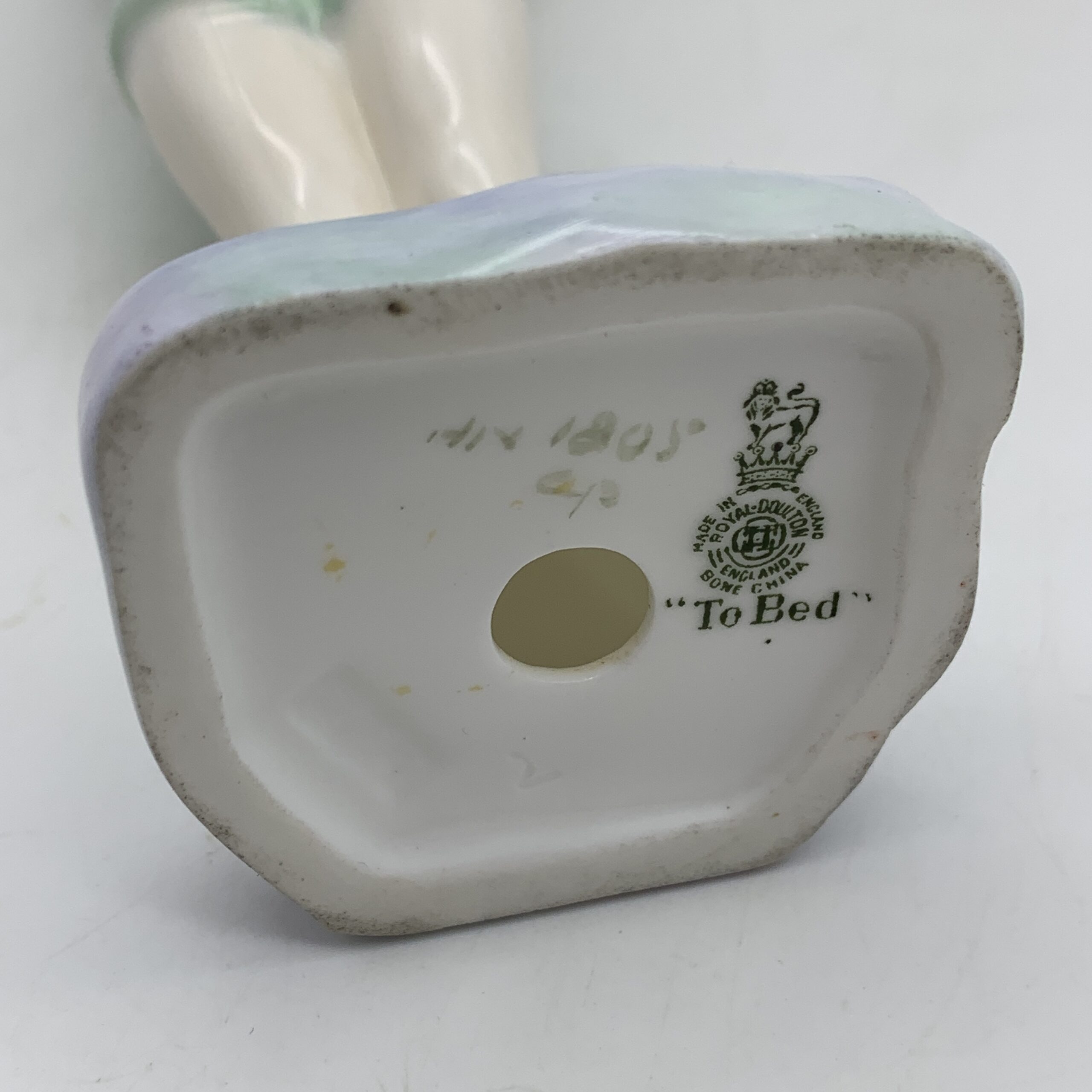 Royal Doulton ‘To Bed’ Figurine (HN 1805) - Image 8