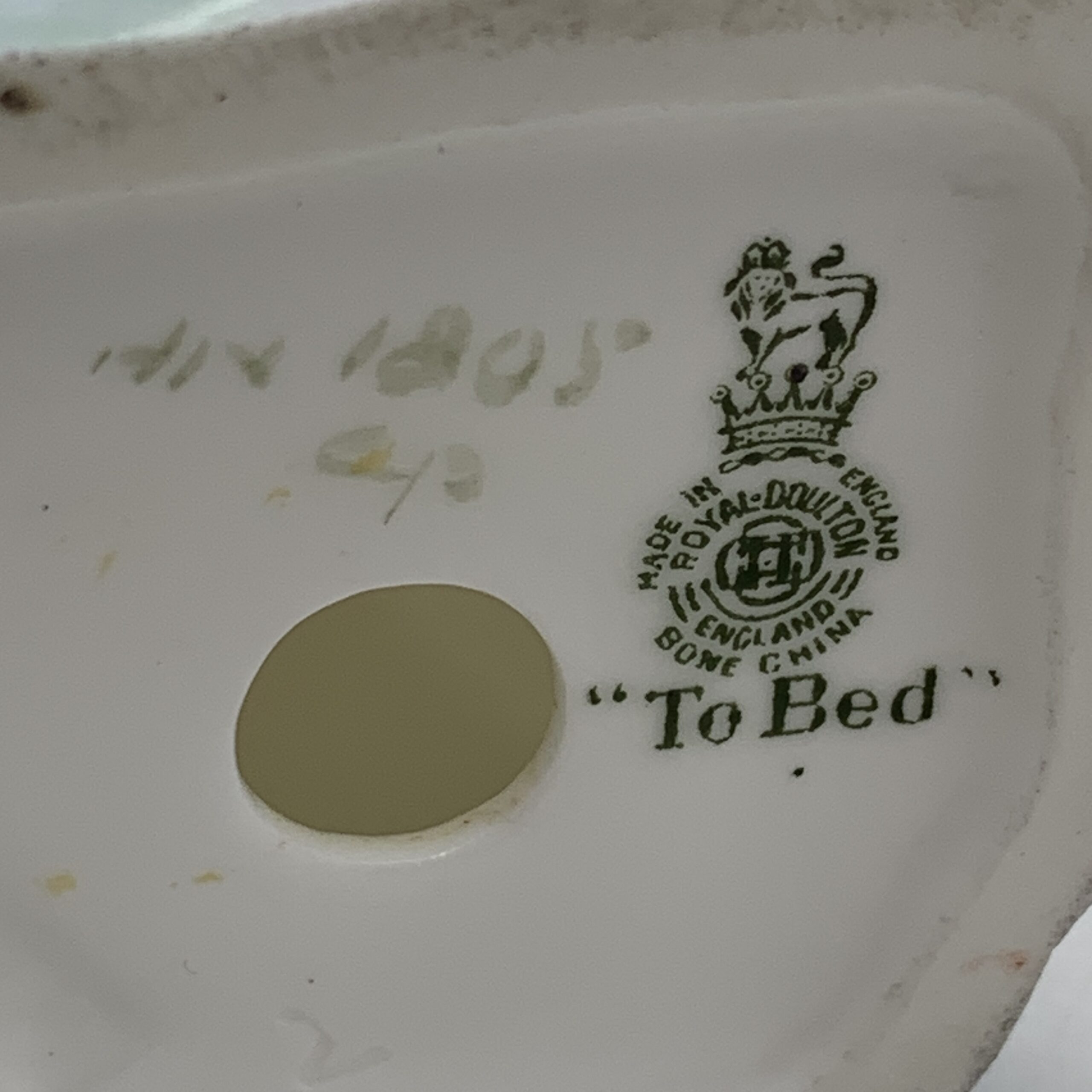 Royal Doulton ‘To Bed’ Figurine (HN 1805) - Image 9