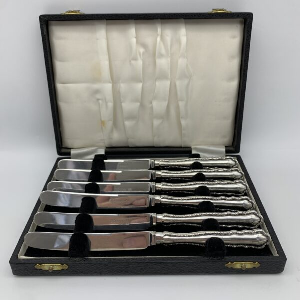 Antique Sterling Silver Cased Butter/Pate Knives (1911)