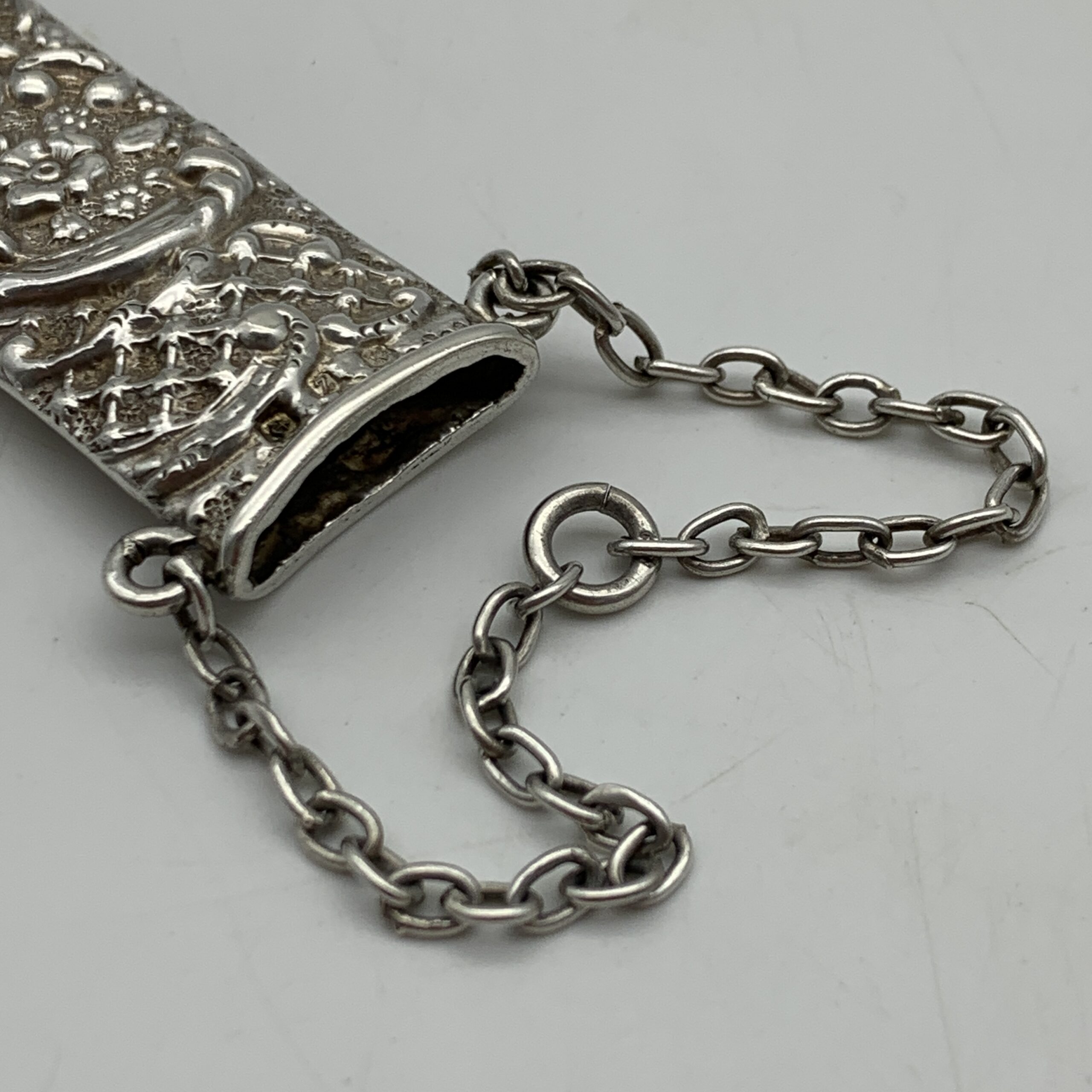 Victorian Silver Chatelaine Scissors Case (1899) - Image 5