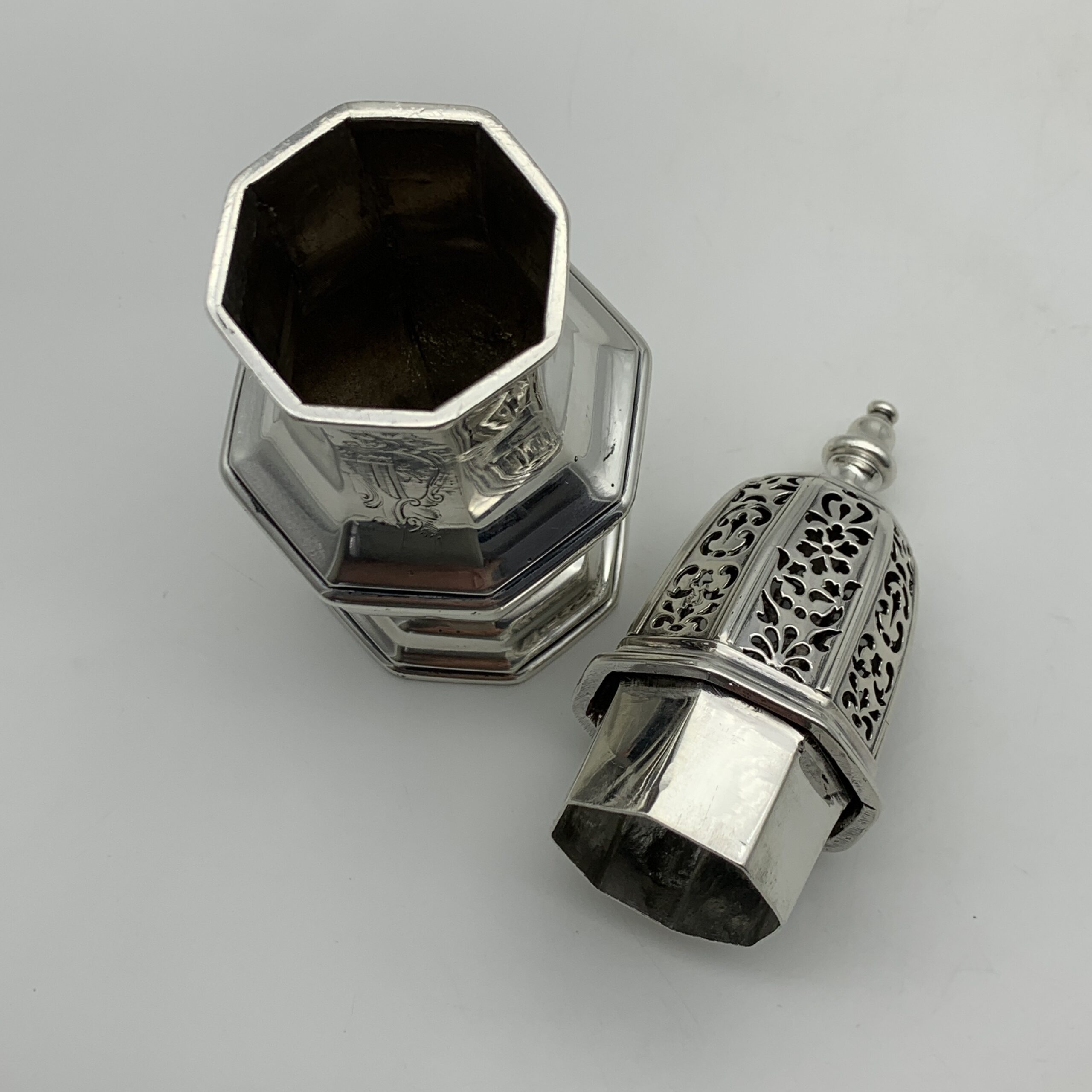Rare Georgian Solid Silver Sugar Caster (1728) - Image 9
