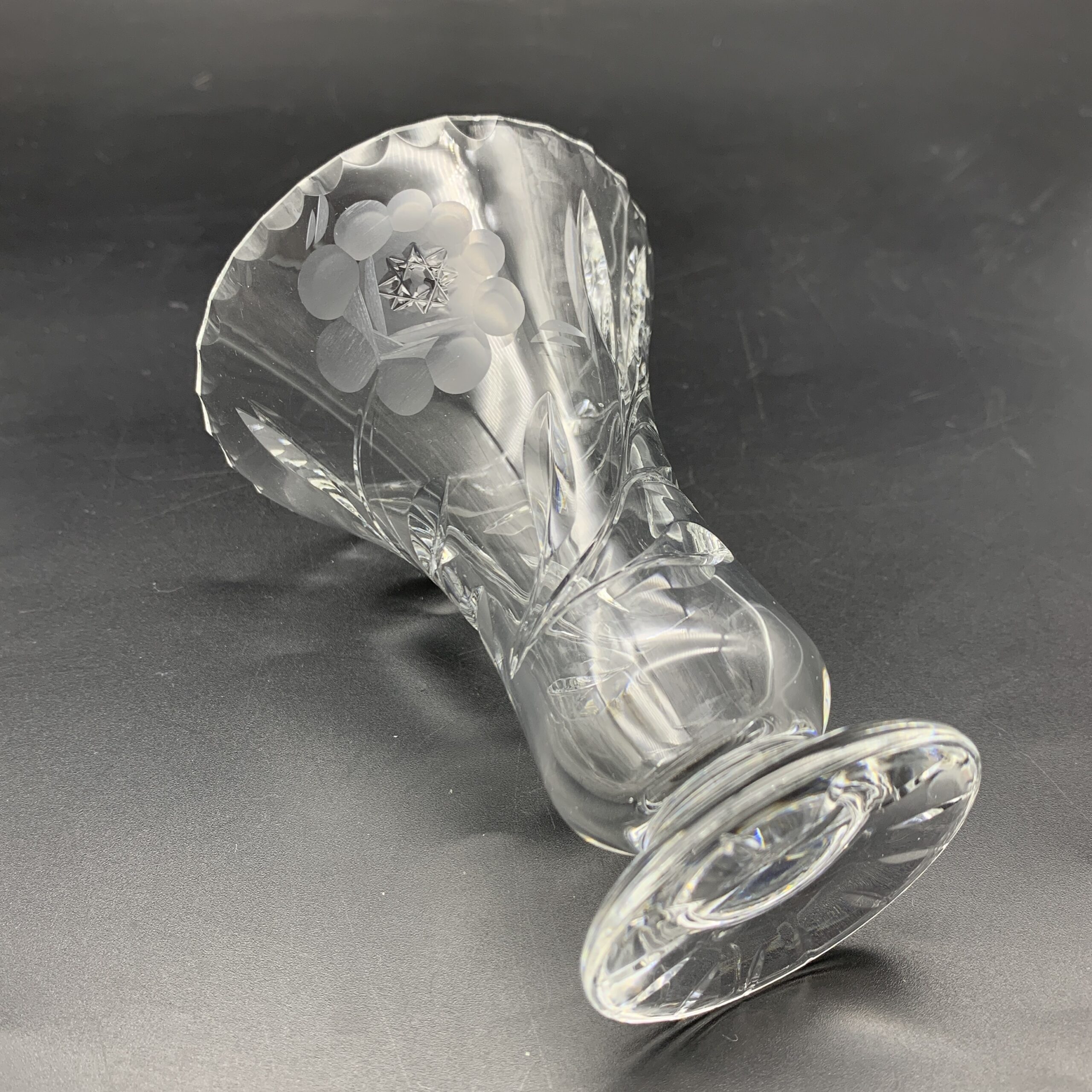 Vintage ‘Rose-Cut’ Crystal Vase - Image 5