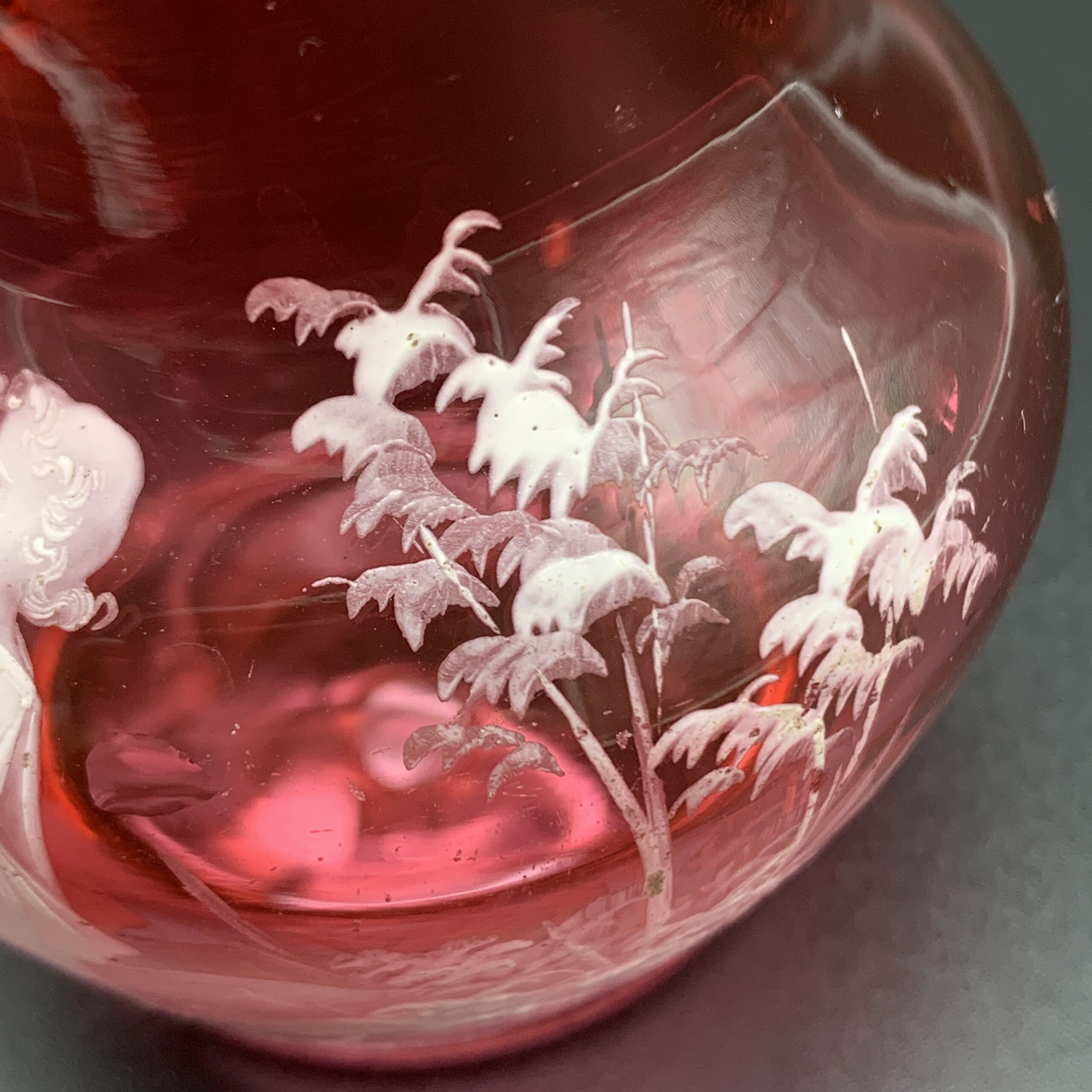 Antique ‘Mary Gregory’ Cranberry Glass Cream Jug - Image 4