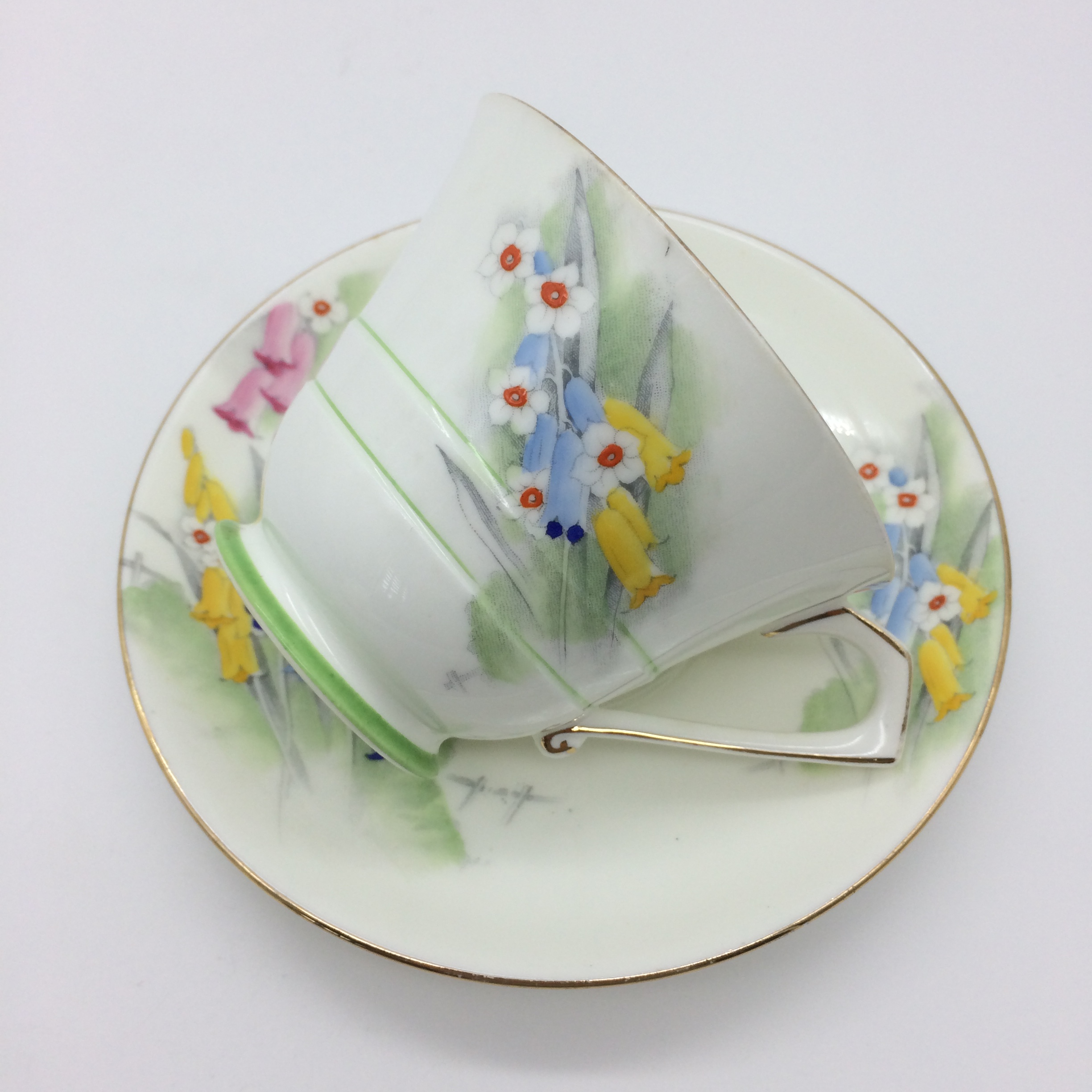 Lovely Art Deco ‘Paragon’ Teacup and Saucer - Image 3