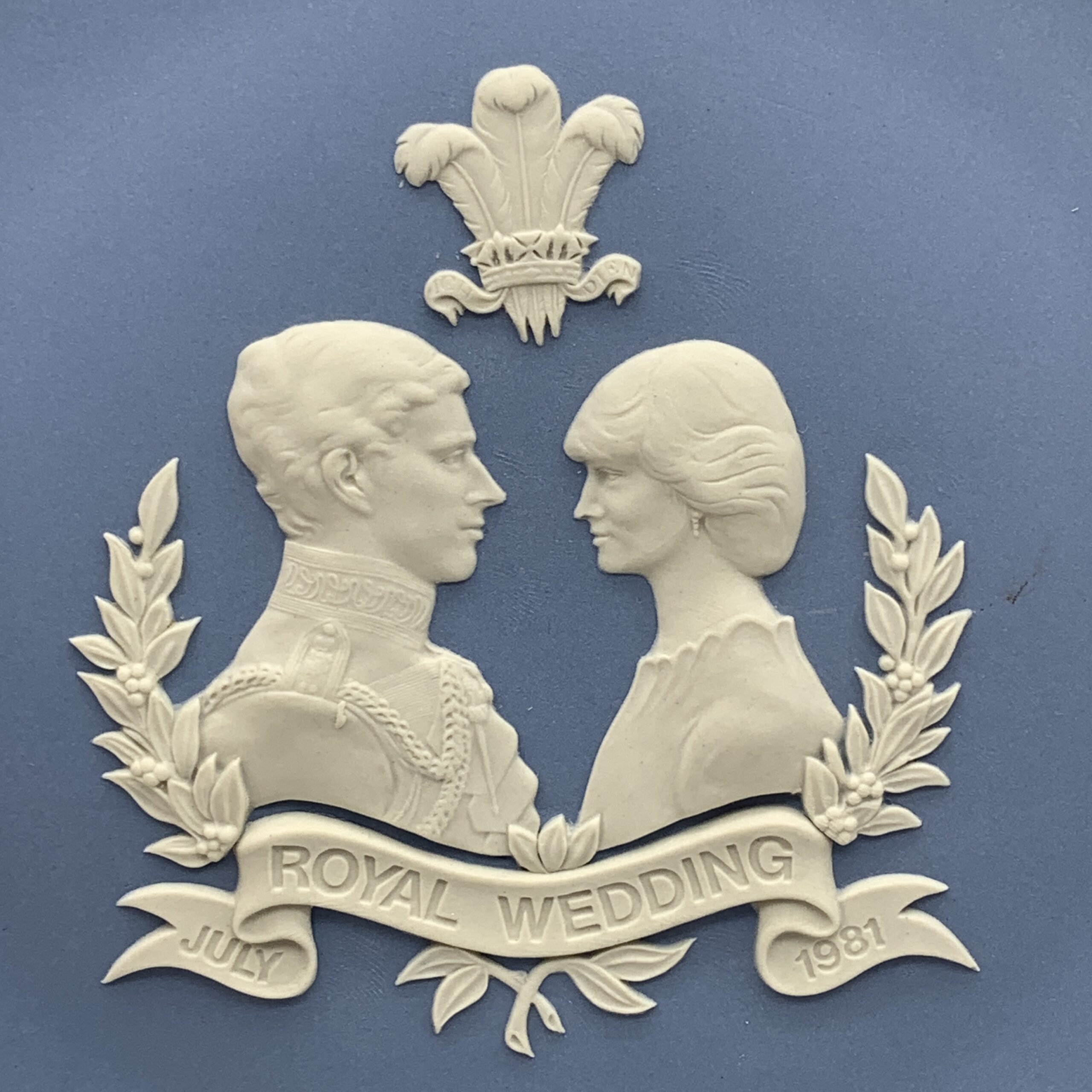 Blue Wedgwood Jasperware Plate (Royal Wedding) - Image 2