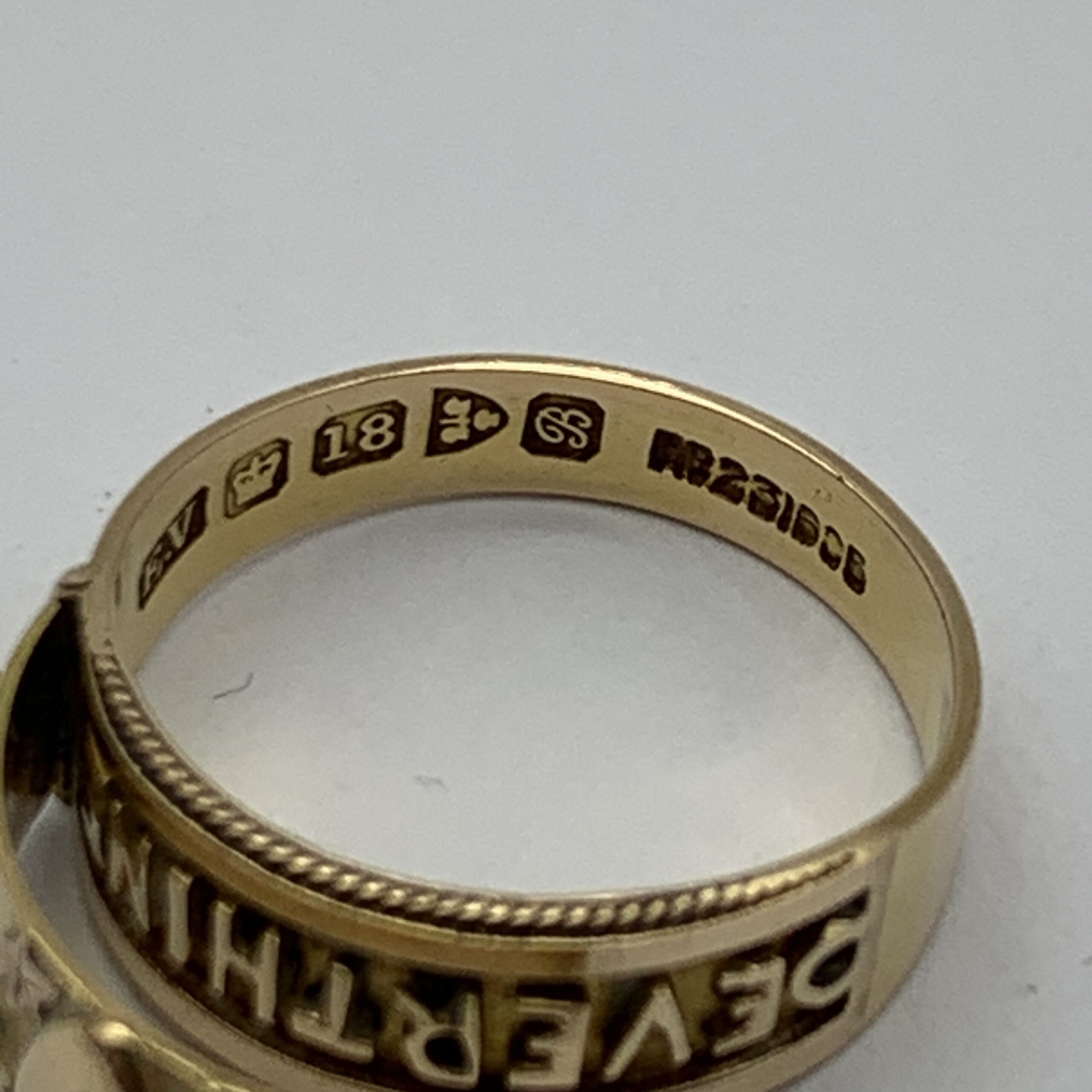 Antique 18ct Gold ‘EVERTHINE’ Diamond Sweetheart Ring (Hidden Message) - Image 10