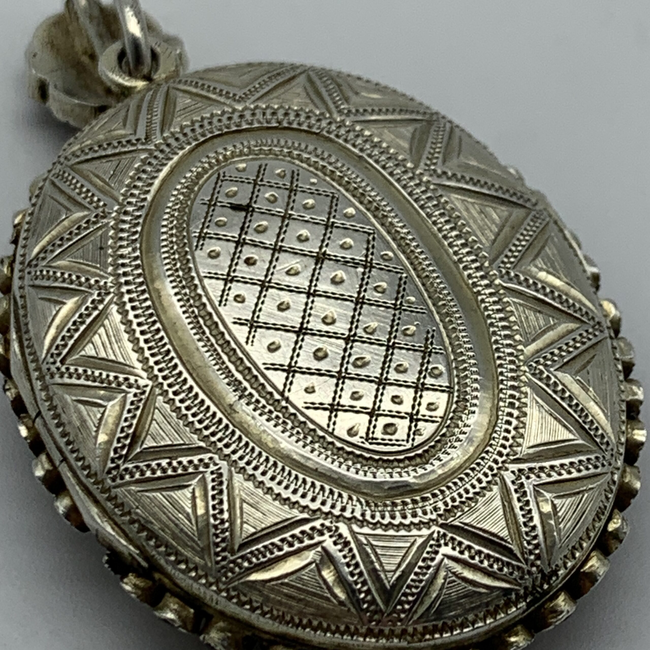 Victorian Silver, Sapphire, Pearl & Cherub Enamelled Locket - Image 10