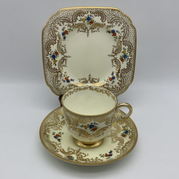 1930/40’s ‘Tuscan’ China Trio