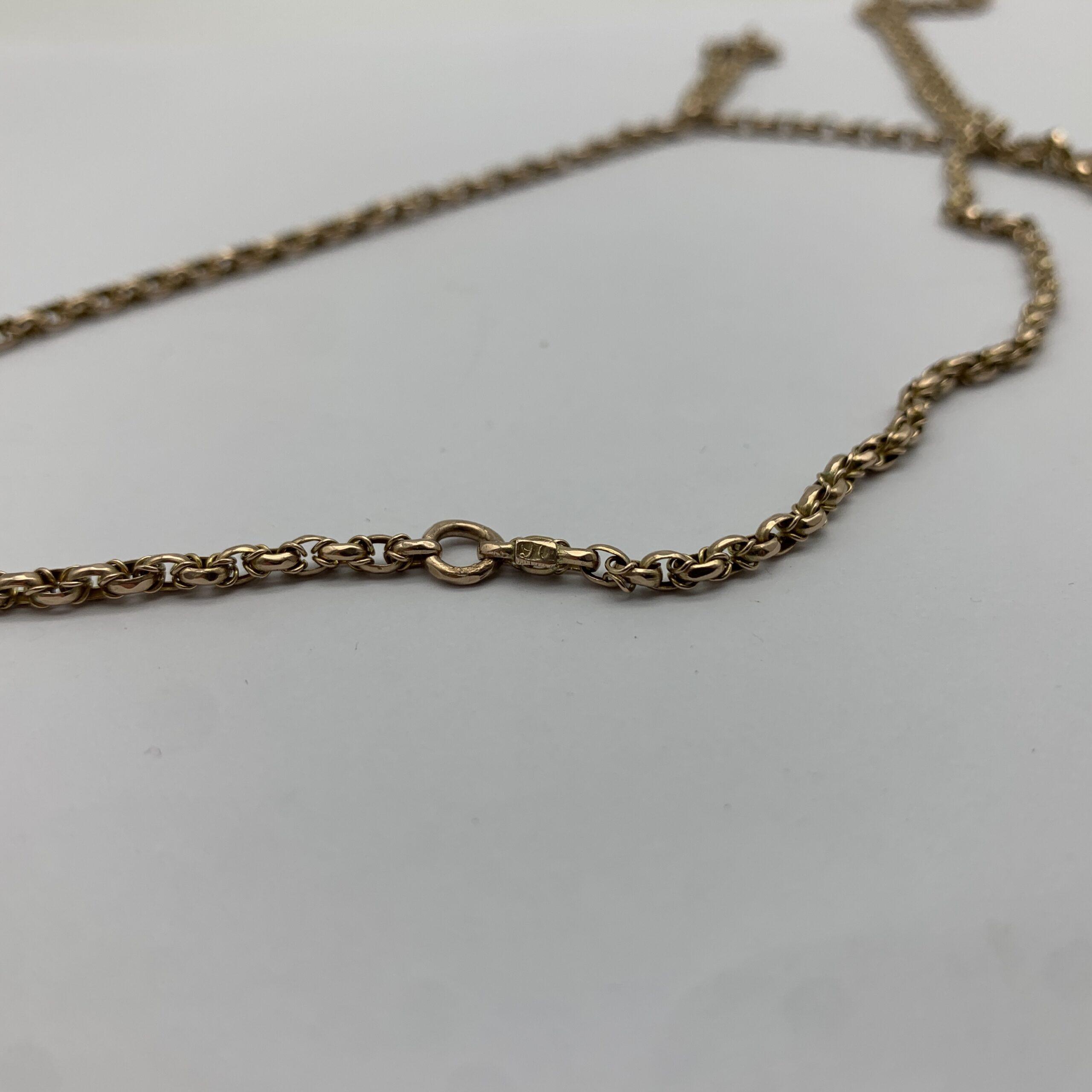 Long Victorian 9ct Gold Muff Chain (151cm) - Image 4
