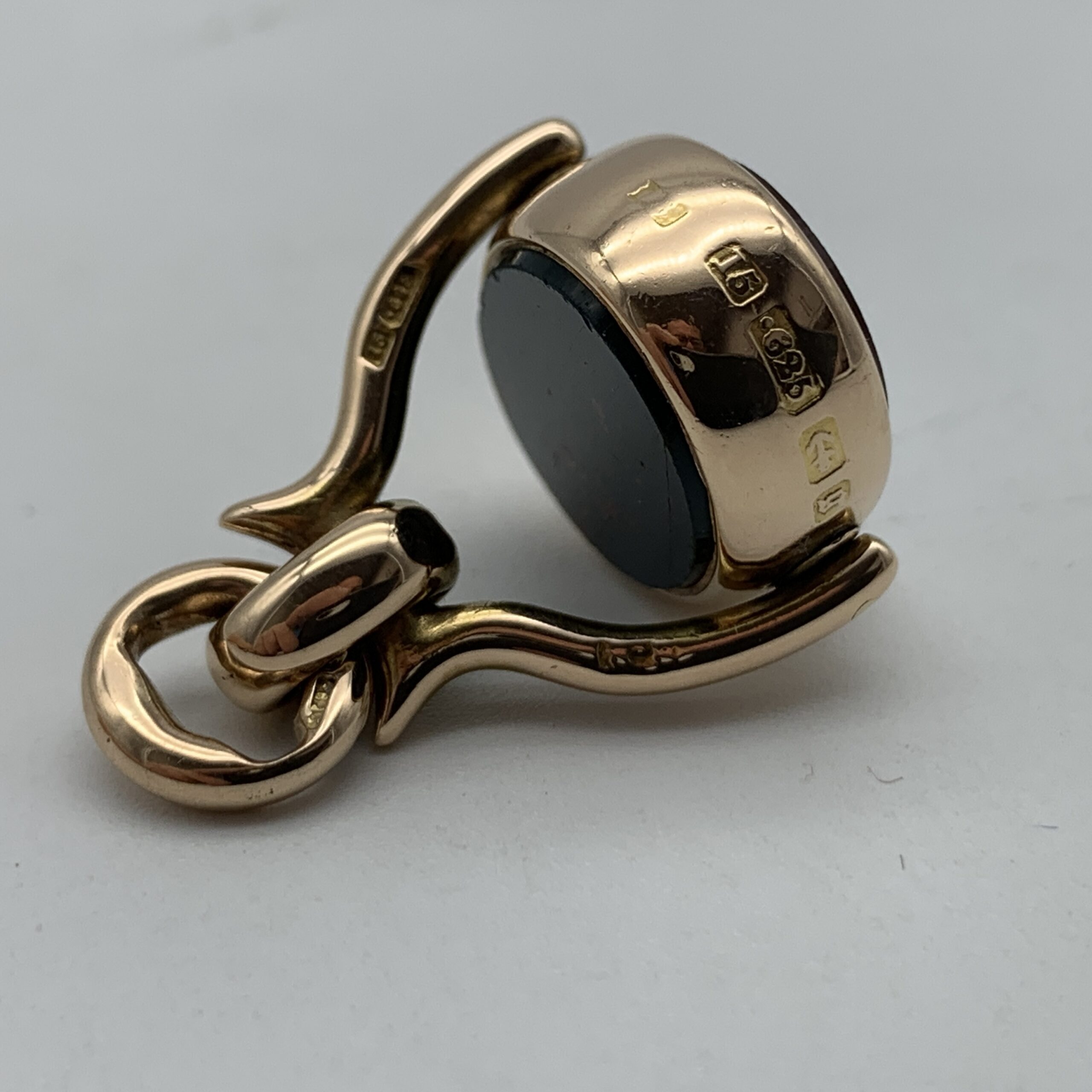 Victorian 15ct Gold Swivel Fob/Seal (1881) - Image 3