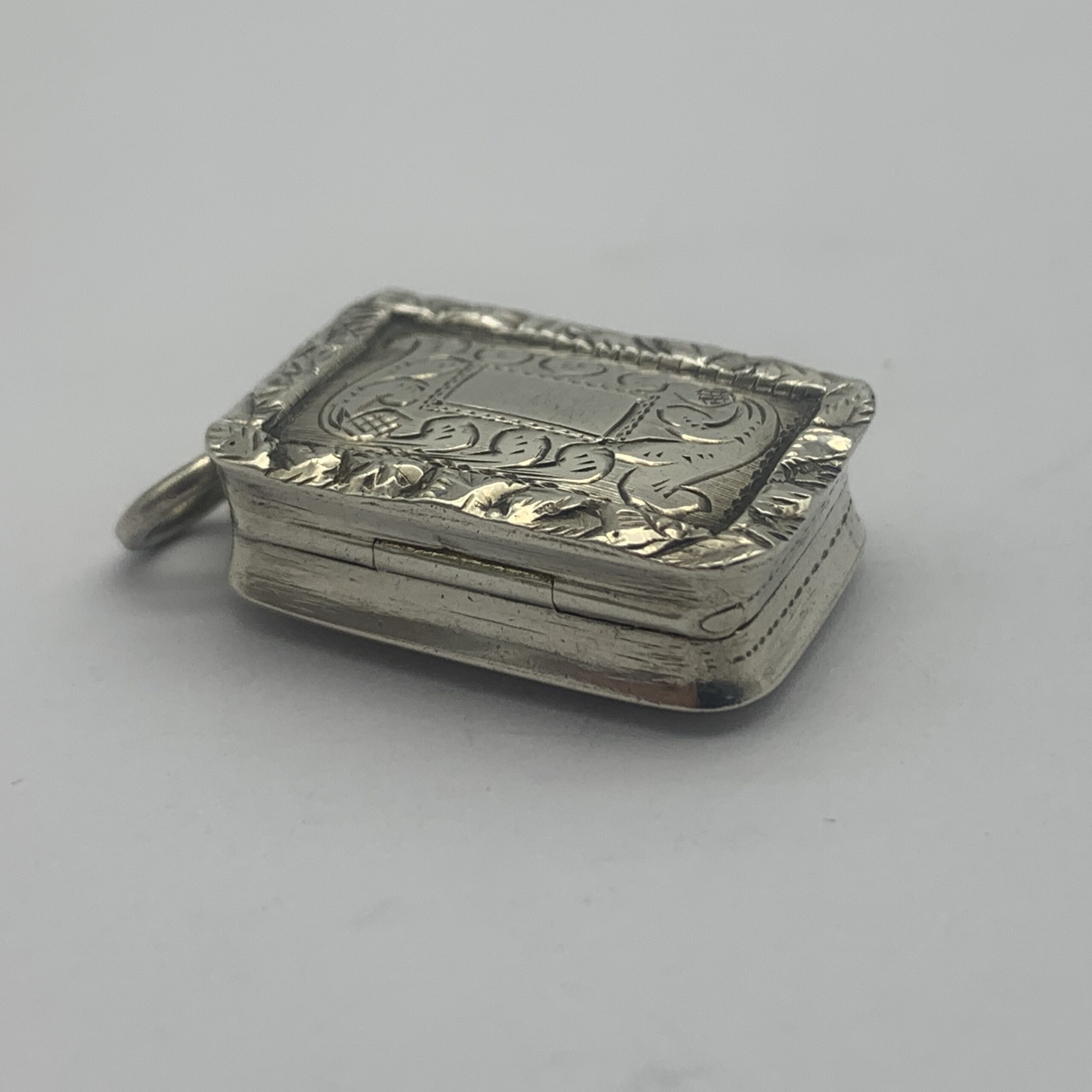 Early Victorian Silver Vinaigrette (Nathaniel Mills) - Image 7
