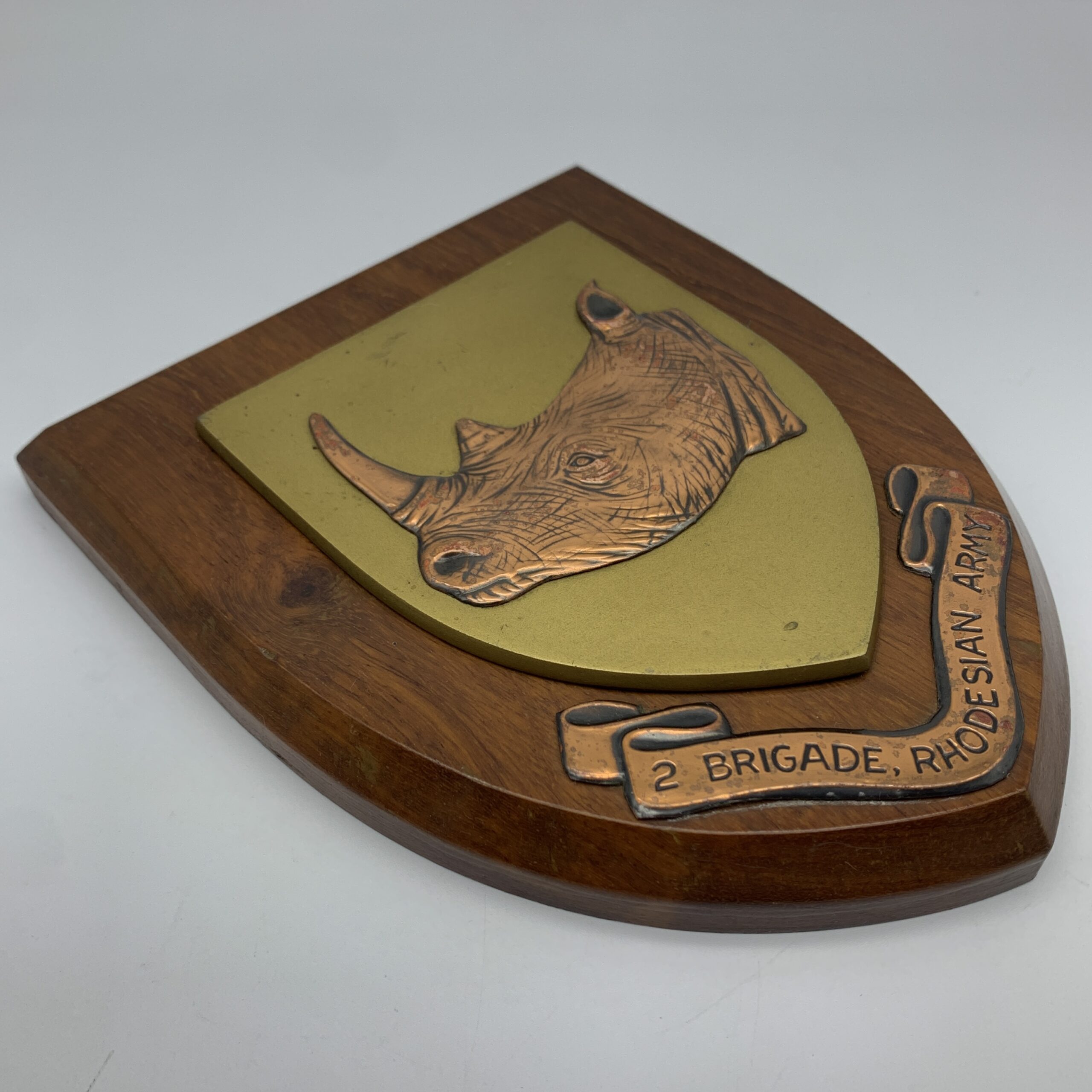 Rhodesia - Early ‘2 Brigade, Rhodesian Army’ Plaque - Image 3