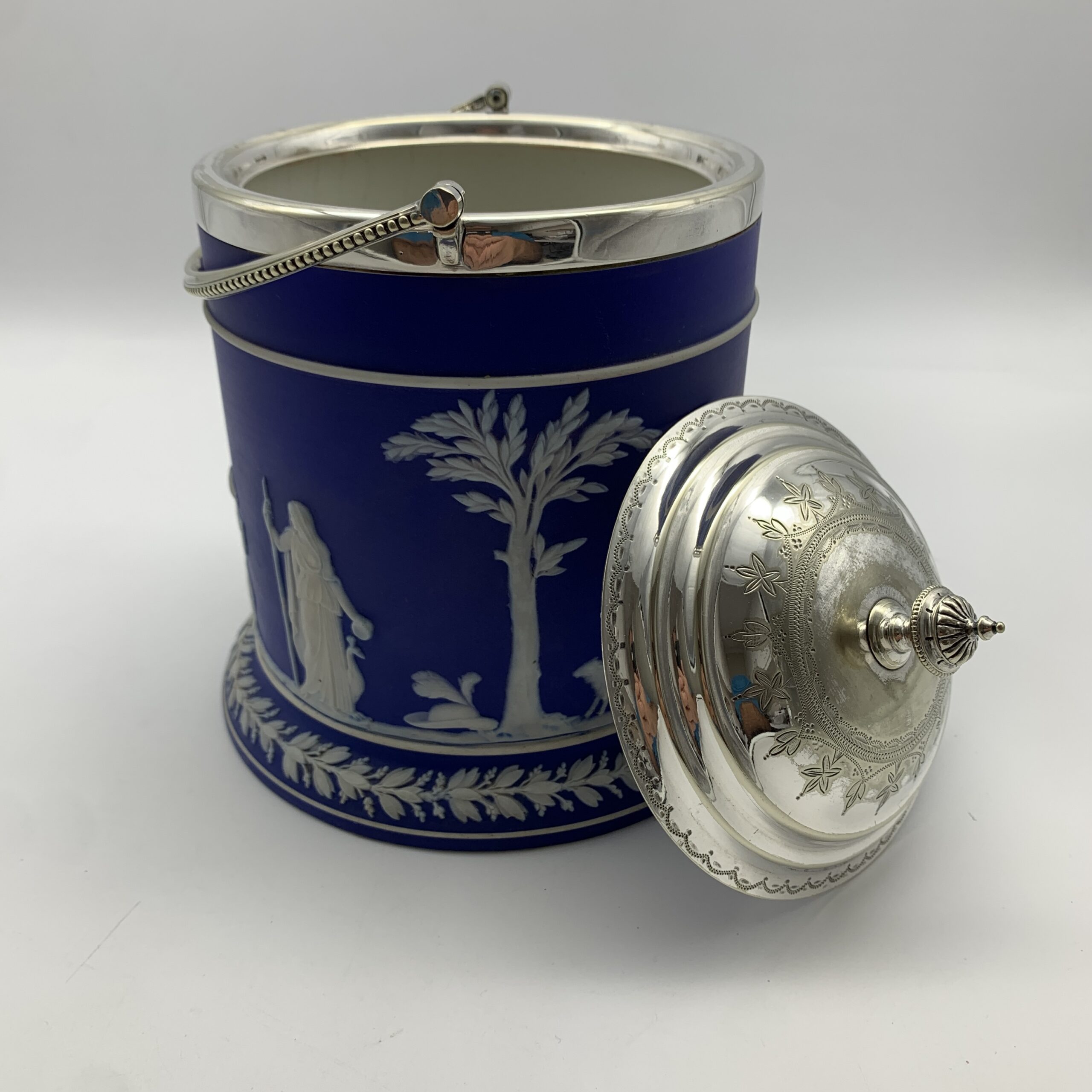 Antique Blue Wedgwood Jasperware Biscuit Barrel - Image 3