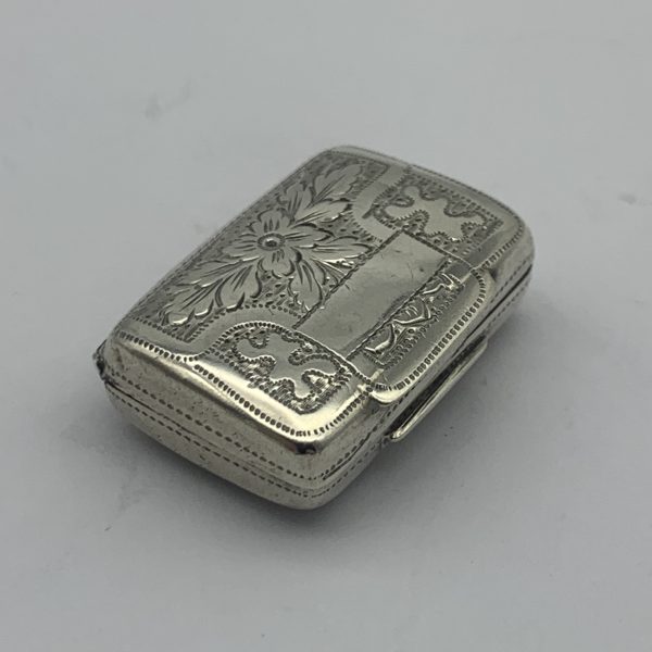 Georgian Silver ‘Purse’ Vinaigrette (1827)
