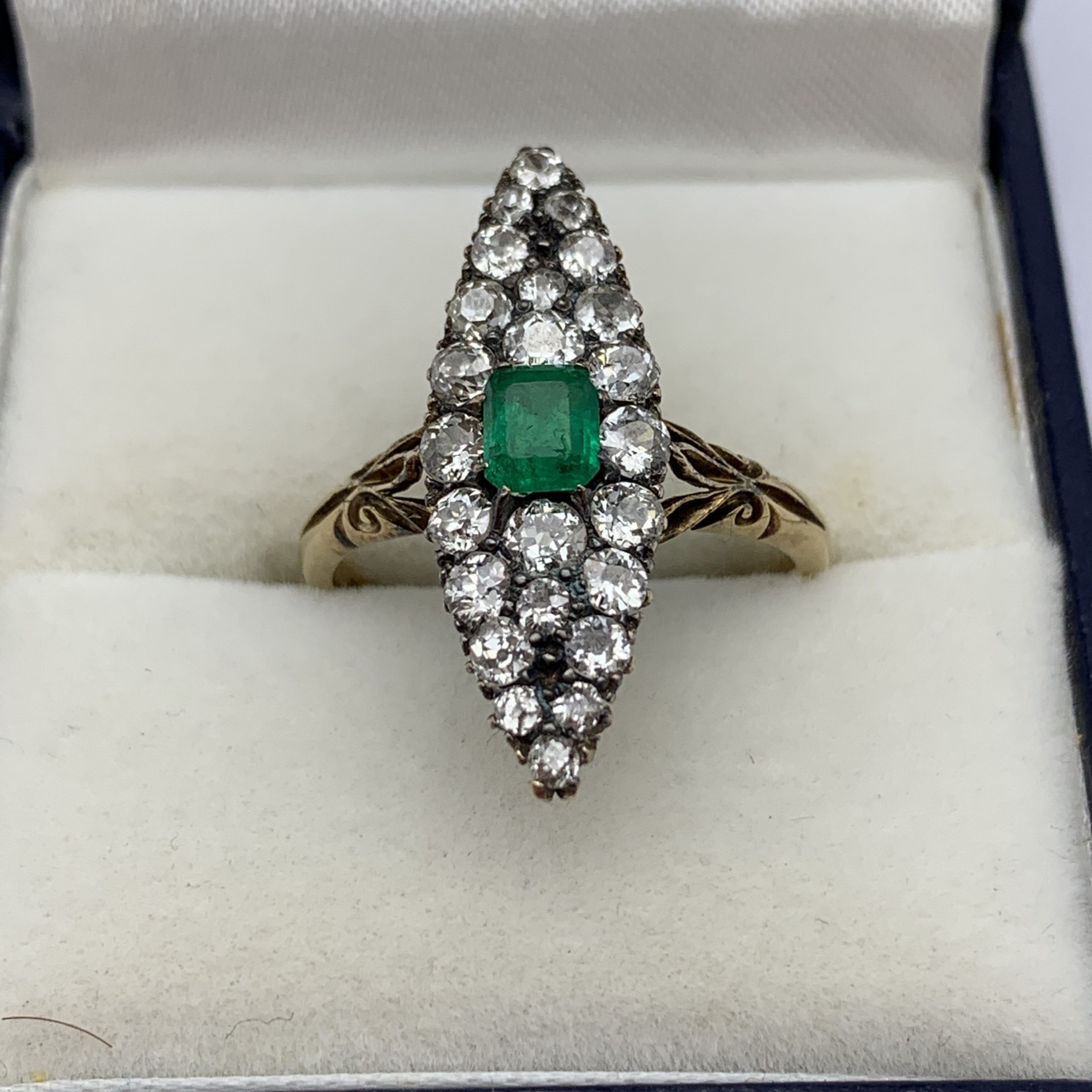 Victorian 18ct Gold, Marquise Diamond & Emerald Ring - Image 3