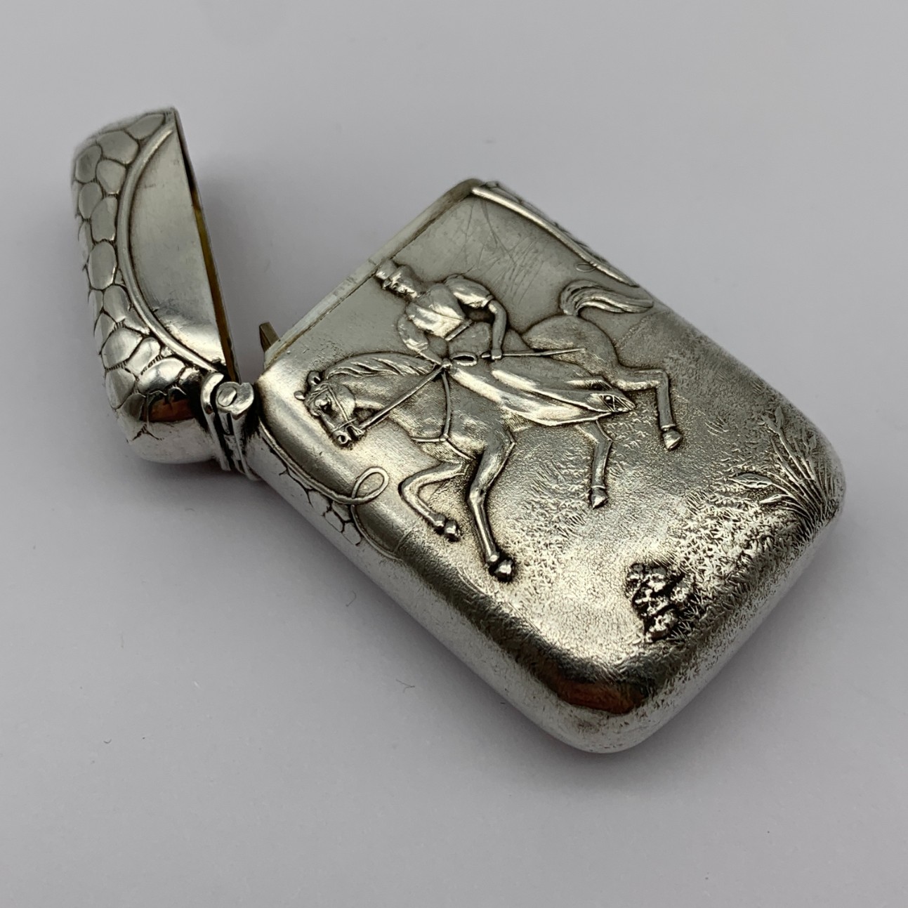 Antique ‘Equestrian’ Vesta Case - Image 3