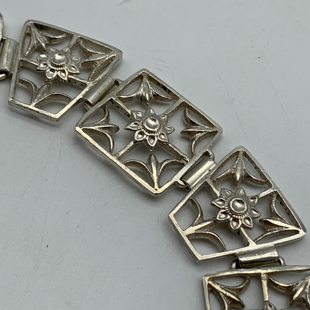 Fabulous Solid Silver 1950’s Choker Necklace - Image 2