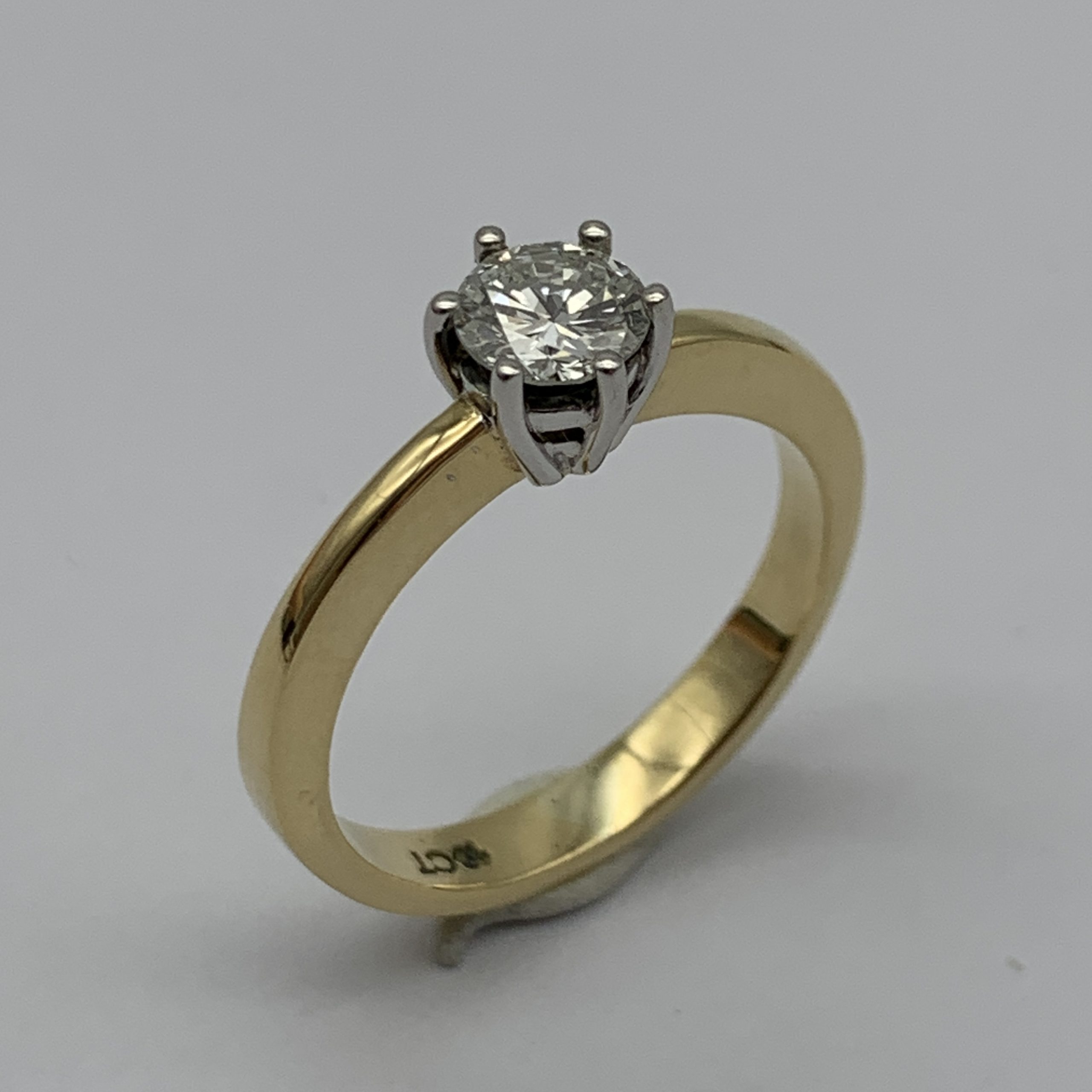 18ct Gold & Diamond Solitaire Ring - Image 5