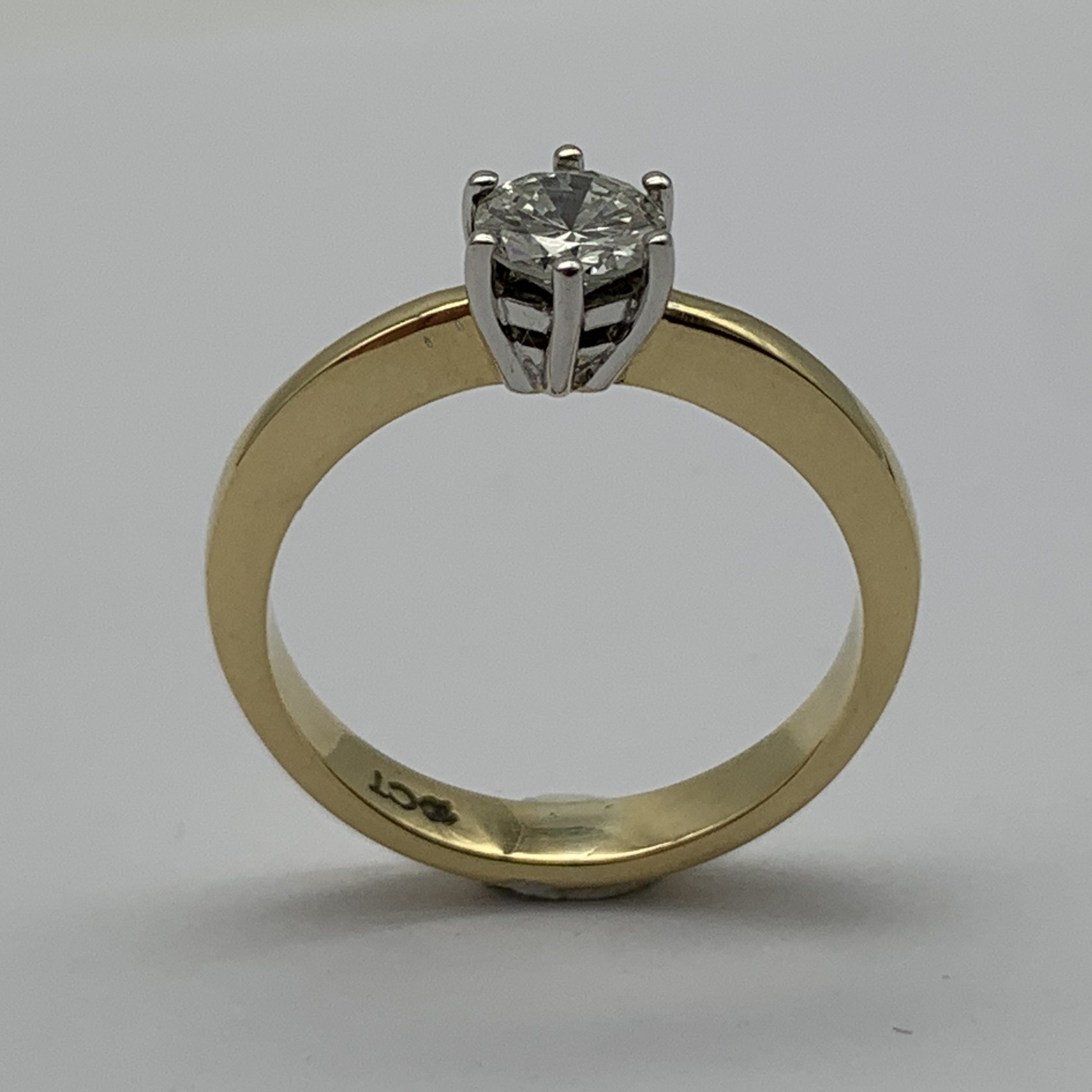 18ct Gold & Diamond Solitaire Ring - Image 6