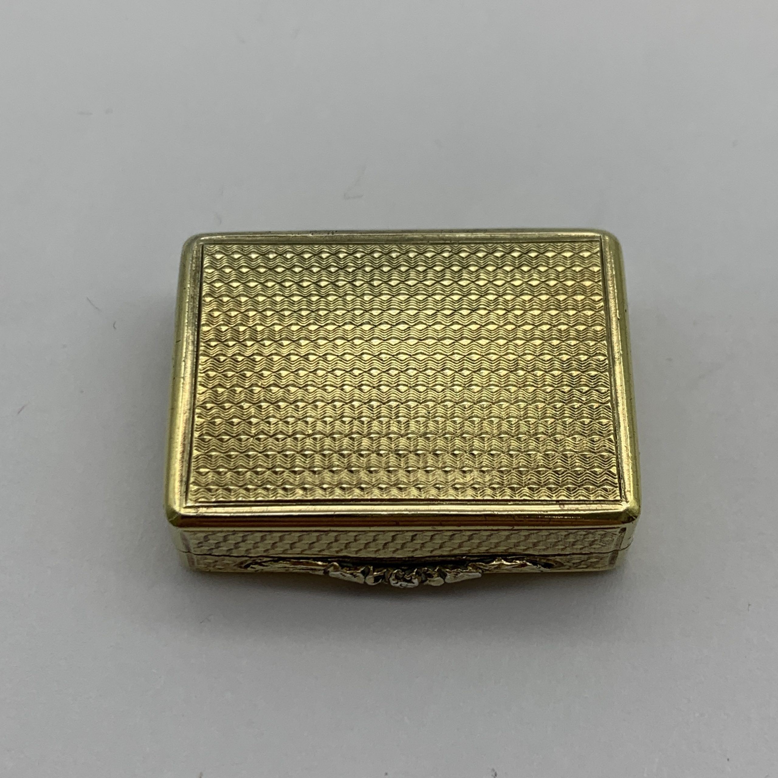 Early Victorian Silver-Gilt Vinaigrette (Nathaniel Mills) - Image 7