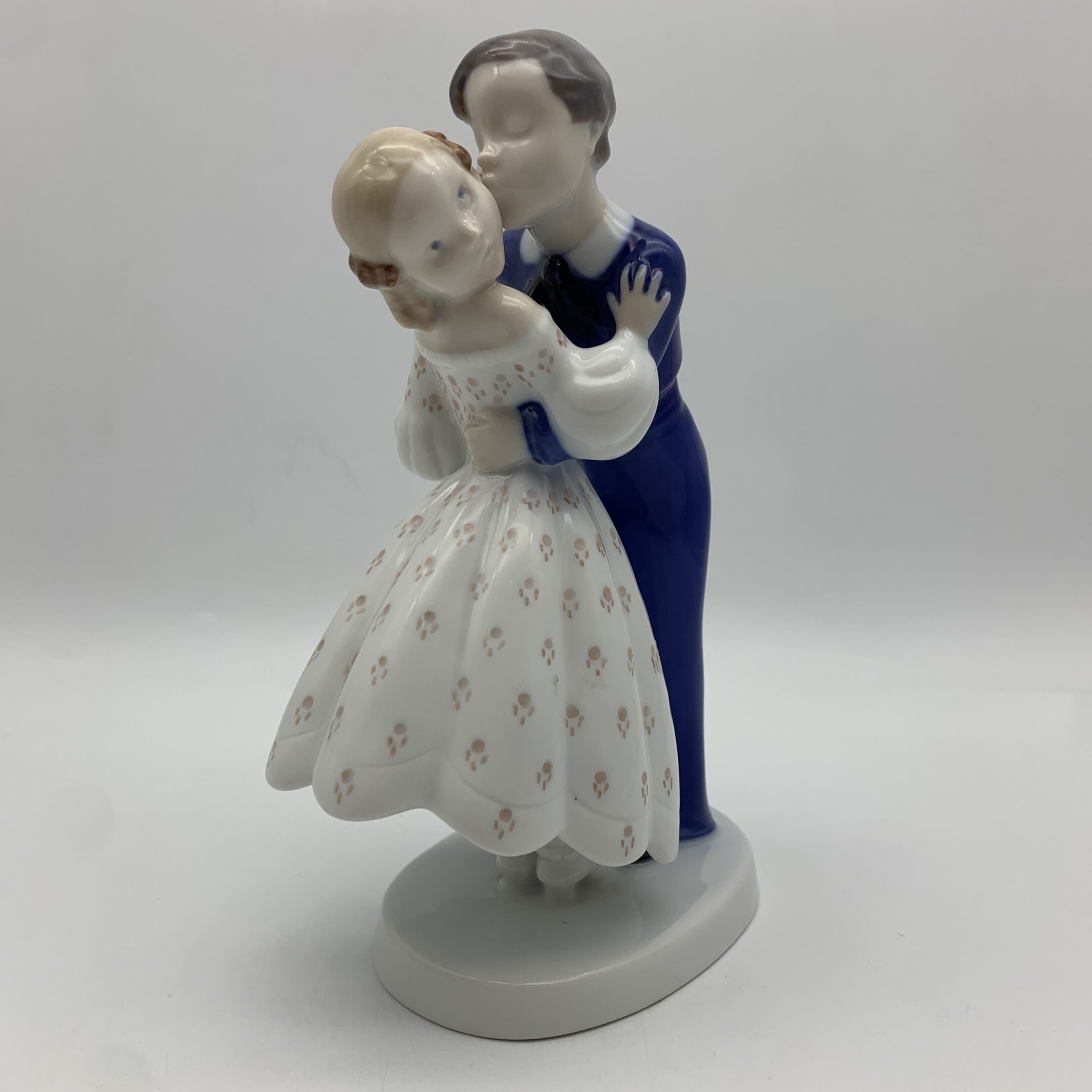 1950/60’s Bing & Grondahl ‘First Kiss’ Figurine - Image 2